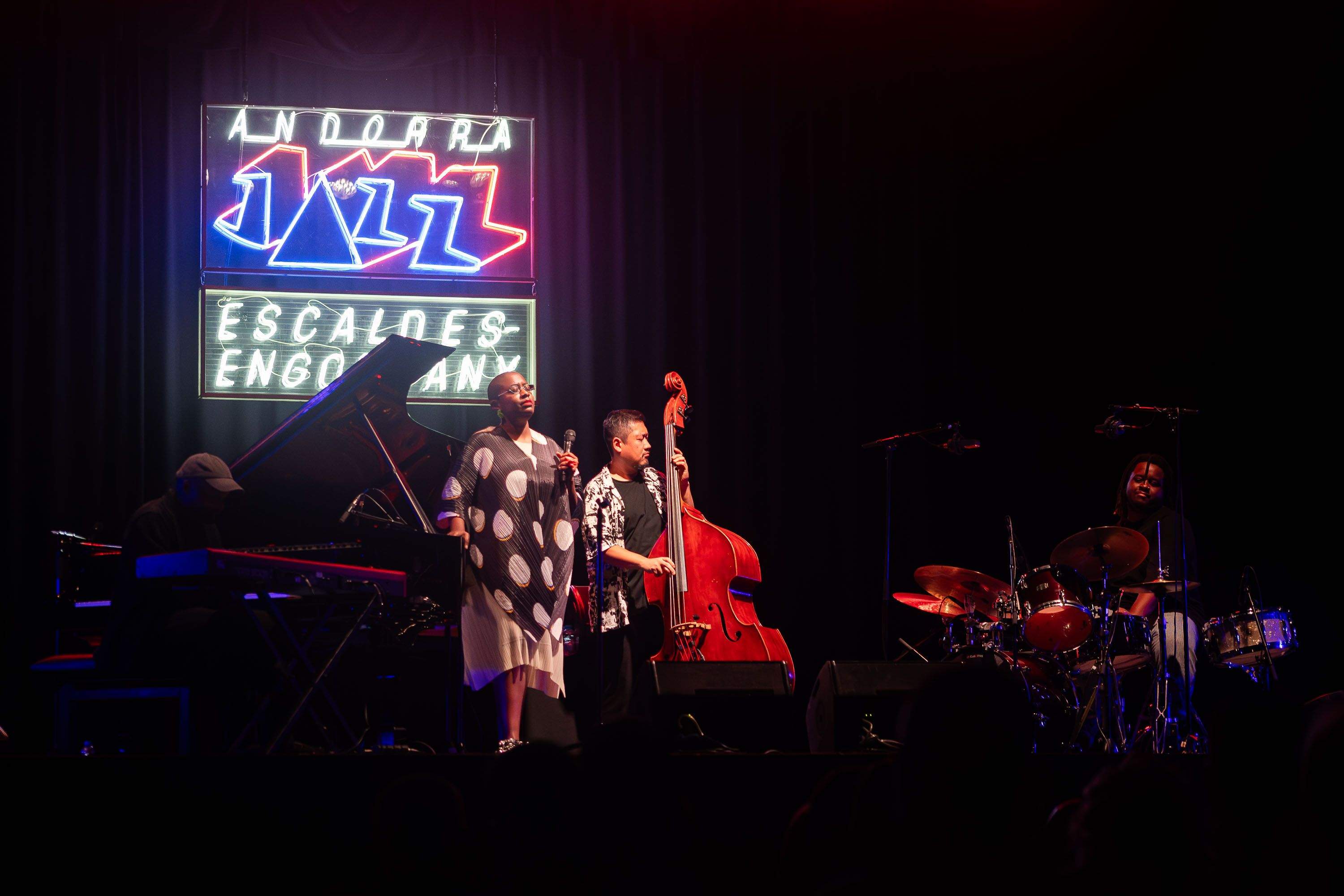 La cantant franco-americana Cécile McLorin Salvant al Festival de Jazz d’Escaldes. La cantant franco-americana Cécile McLorin Salvant al Festival de Jazz d’Escaldes.
