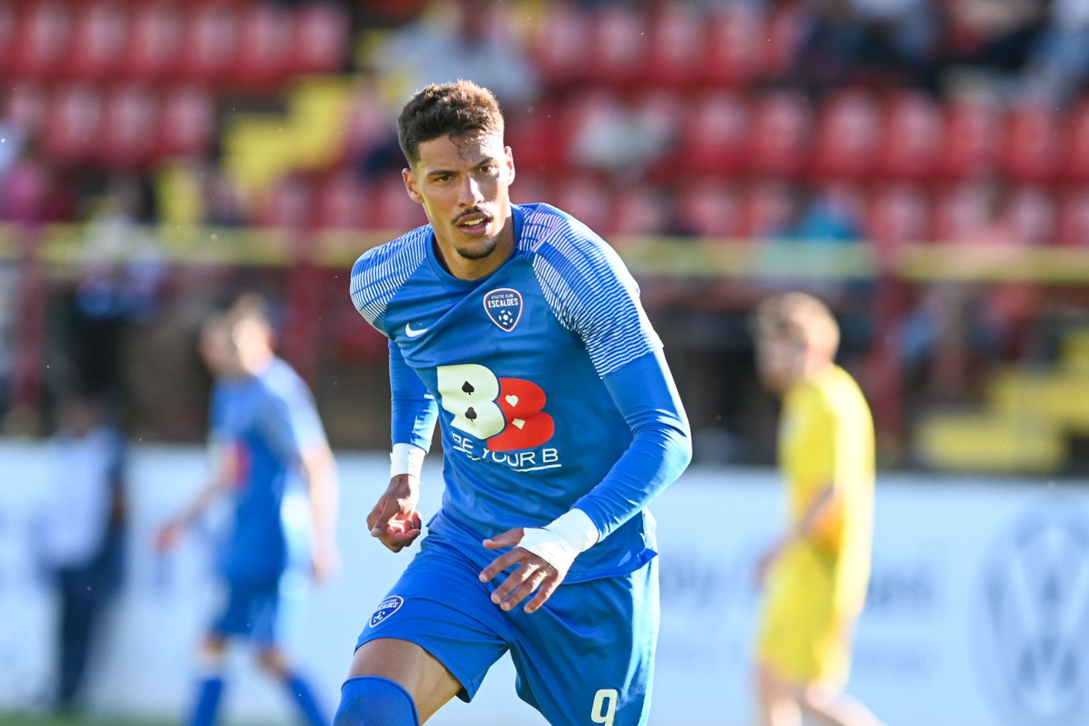 Rodrigo Piloto, en una acció del partit. Rodrigo Piloto, en una acció del partit.