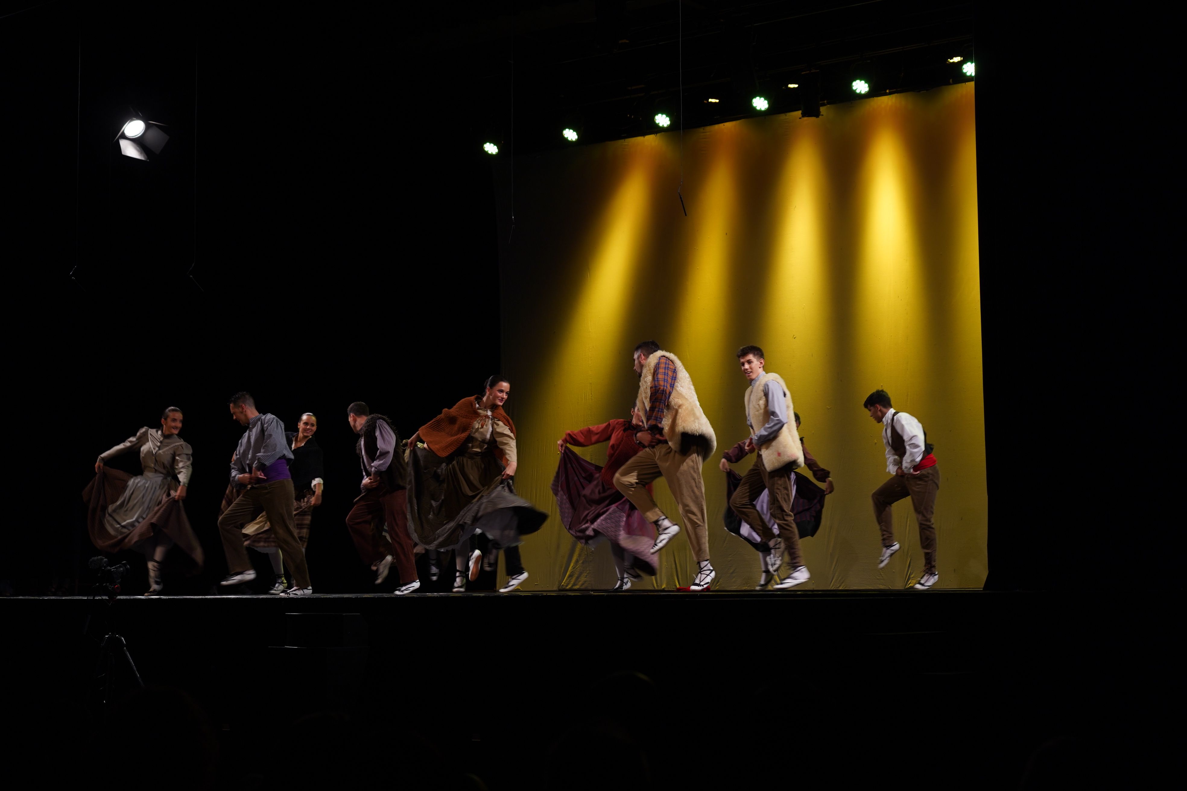 Un instant de l'actuació. Un instant de l'actuació.