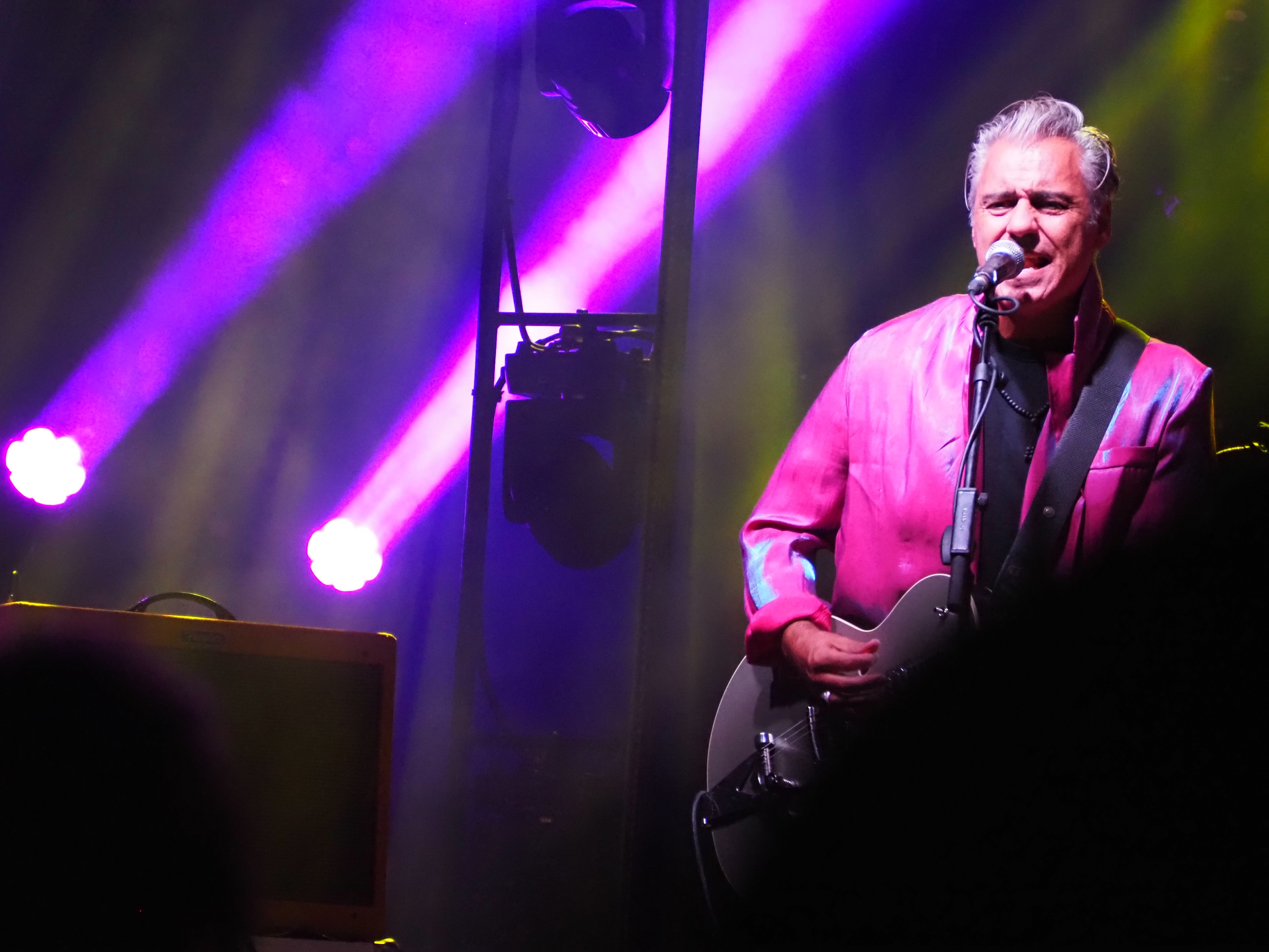 Miguel Angel Escorcia en un moment del concert. Miguel Angel Escorcia en un moment del concert.