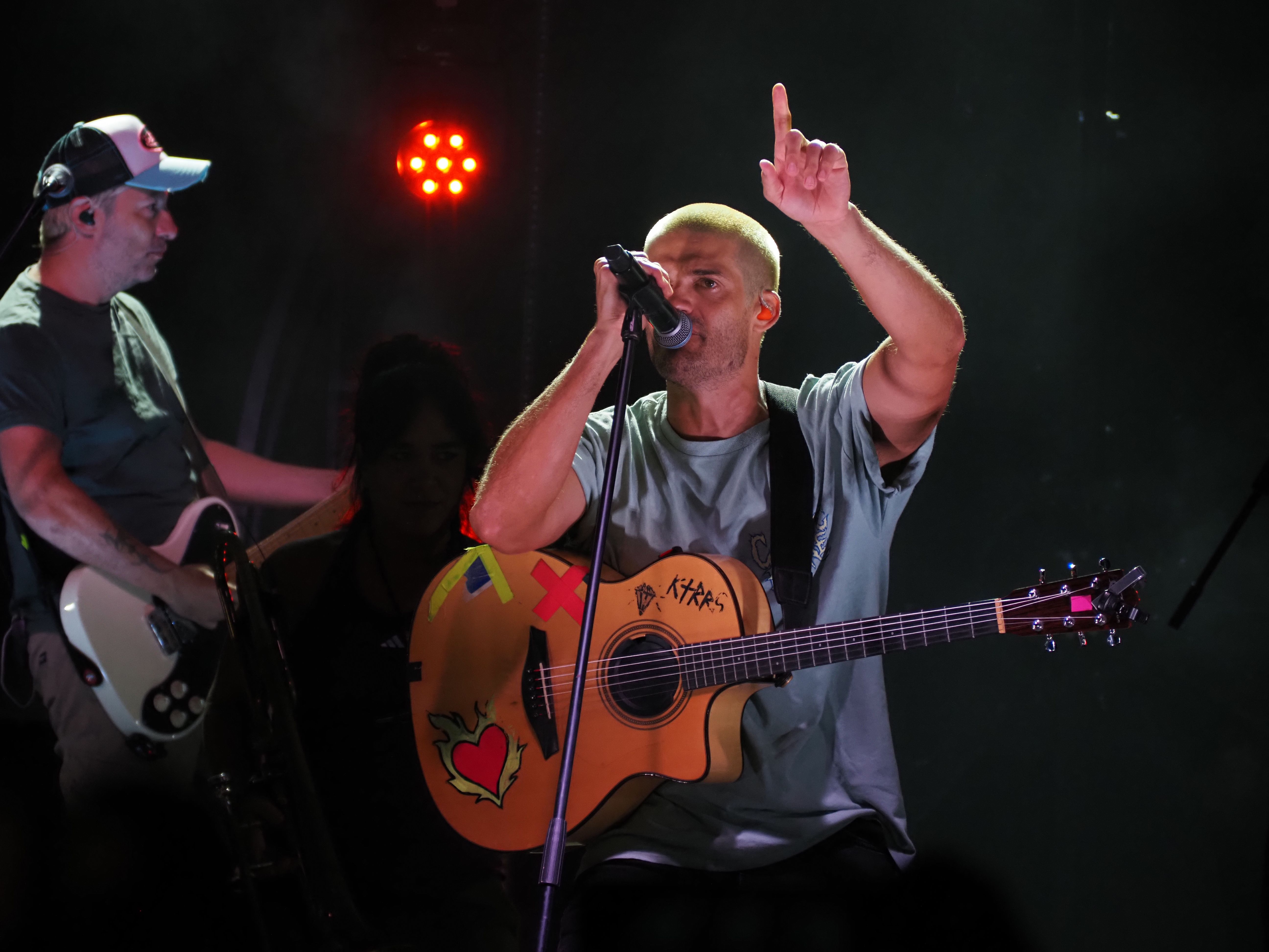 El cantant d'Els Catarres, Èric Vergés. El cantant d'Els Catarres, Èric Vergés.