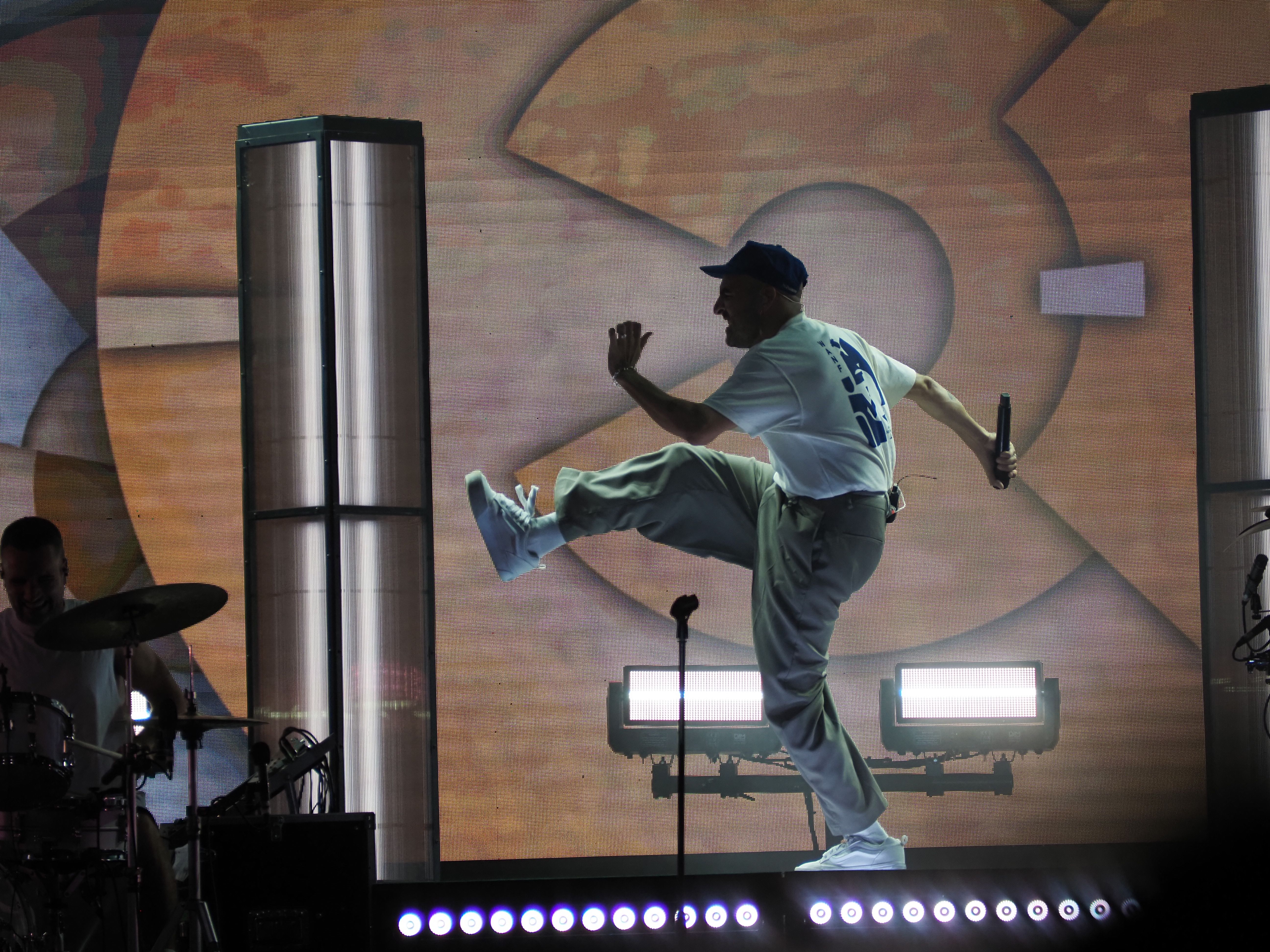 Moliner no para de moure's dalt de l'escenari. Moliner no para de moure's dalt de l'escenari.