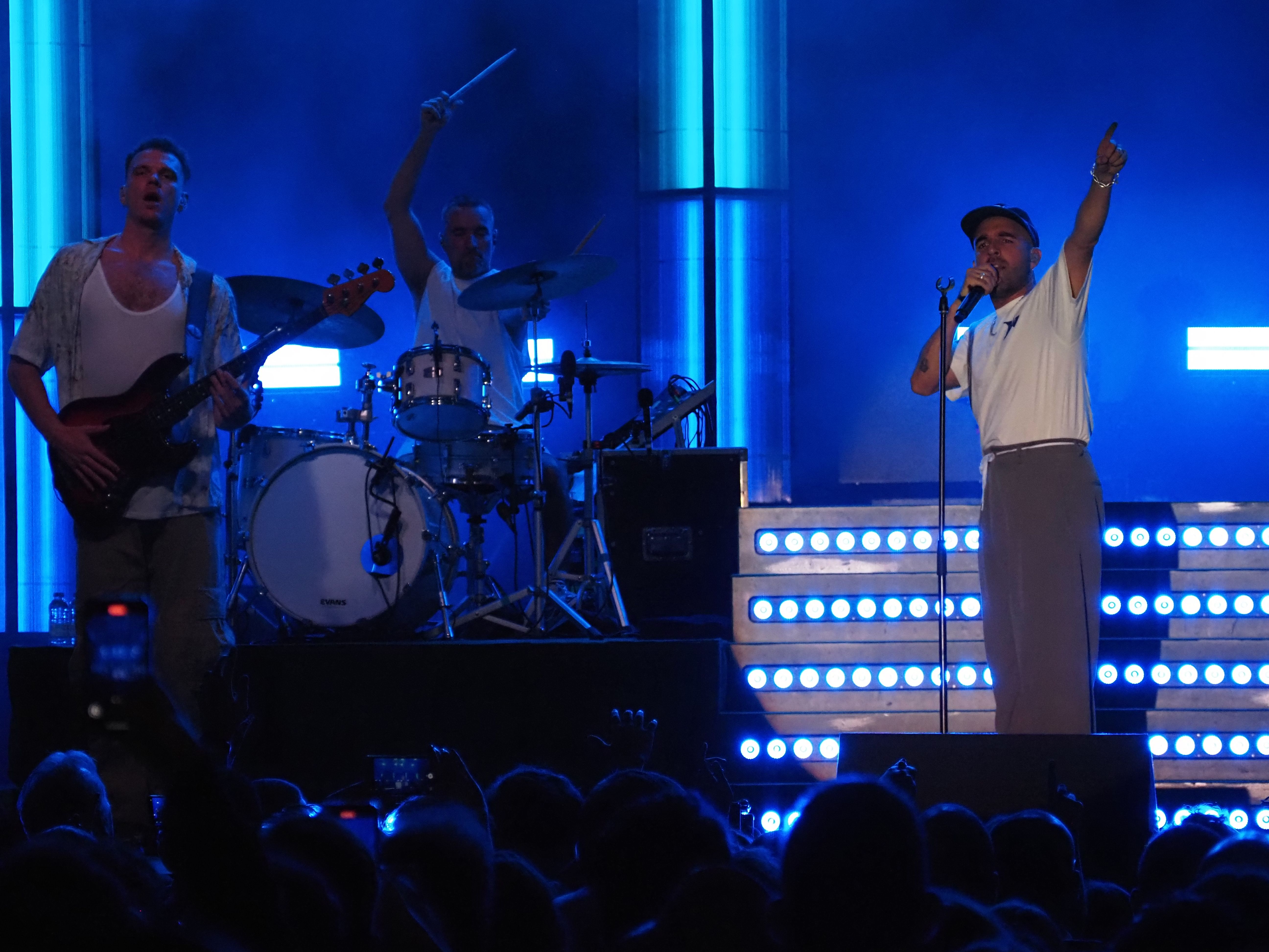 Moliner buscat la complicitat del públic. Moliner buscat la complicitat del públic.