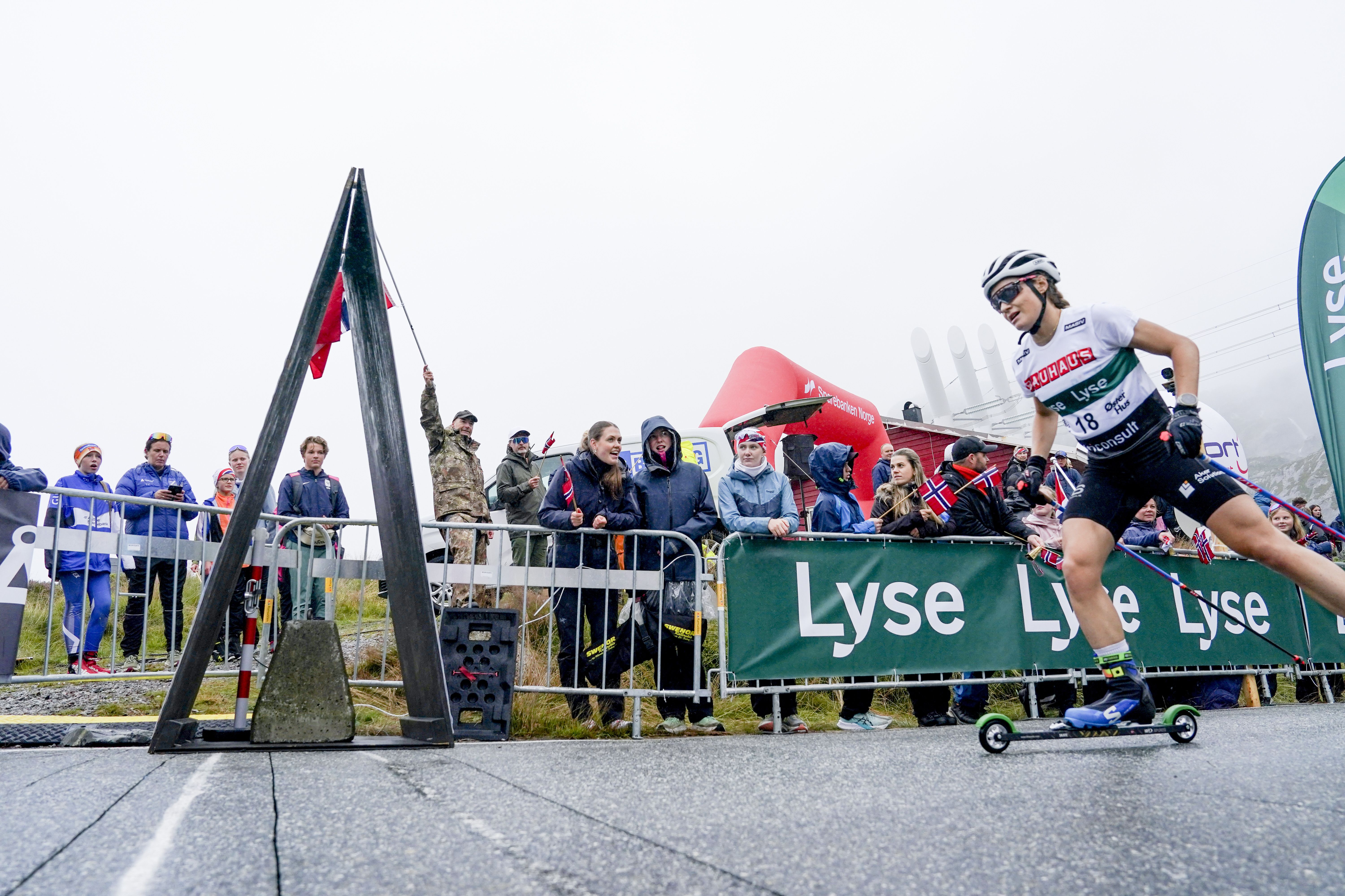 Gina del Rio, durant la pujada al Lysebotn. Gina del Rio, durant la pujada al Lysebotn.