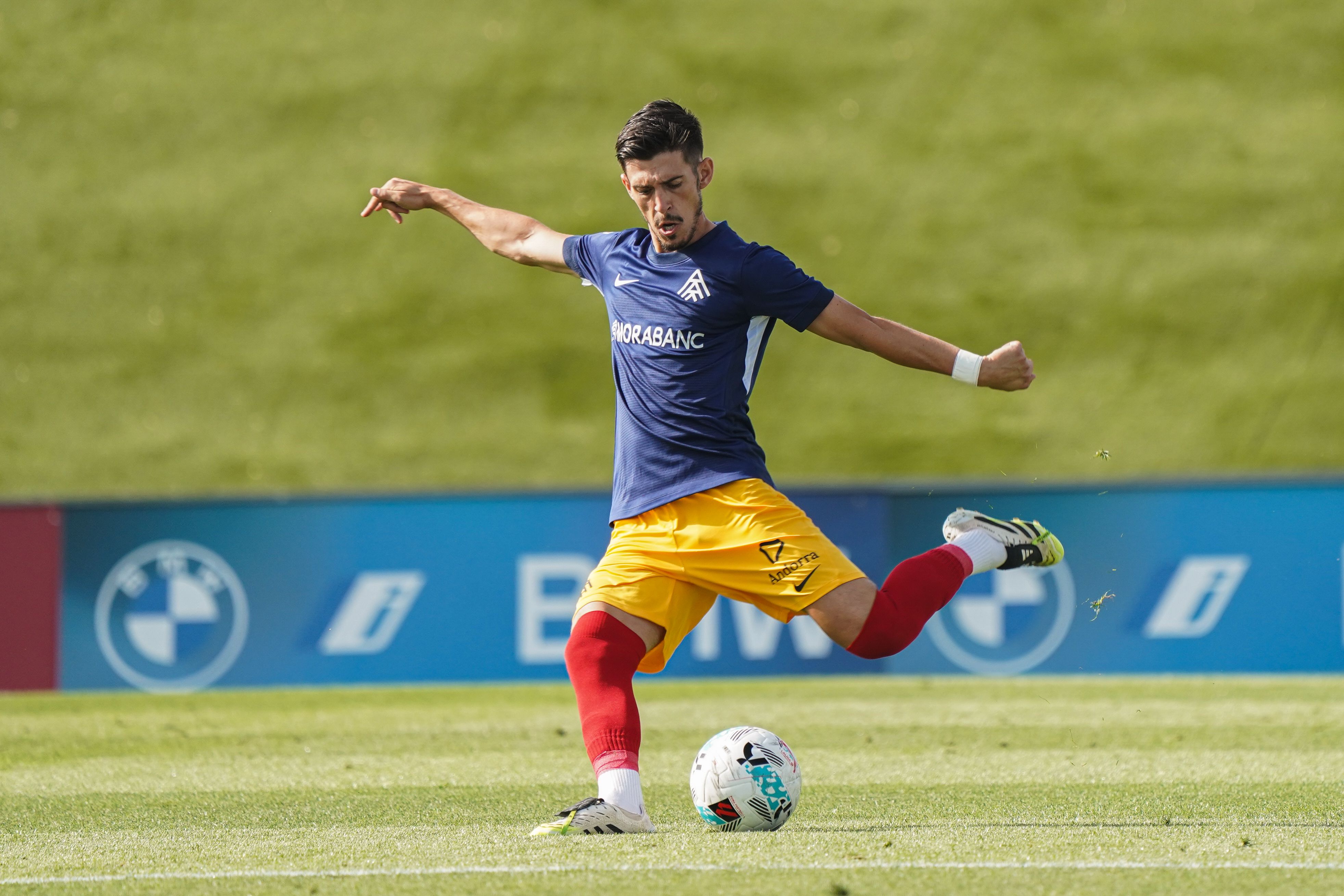 Imanol García de Albéniz, un fixe al costat esquerre. Imanol García de Albéniz, un fixe al costat esquerre.