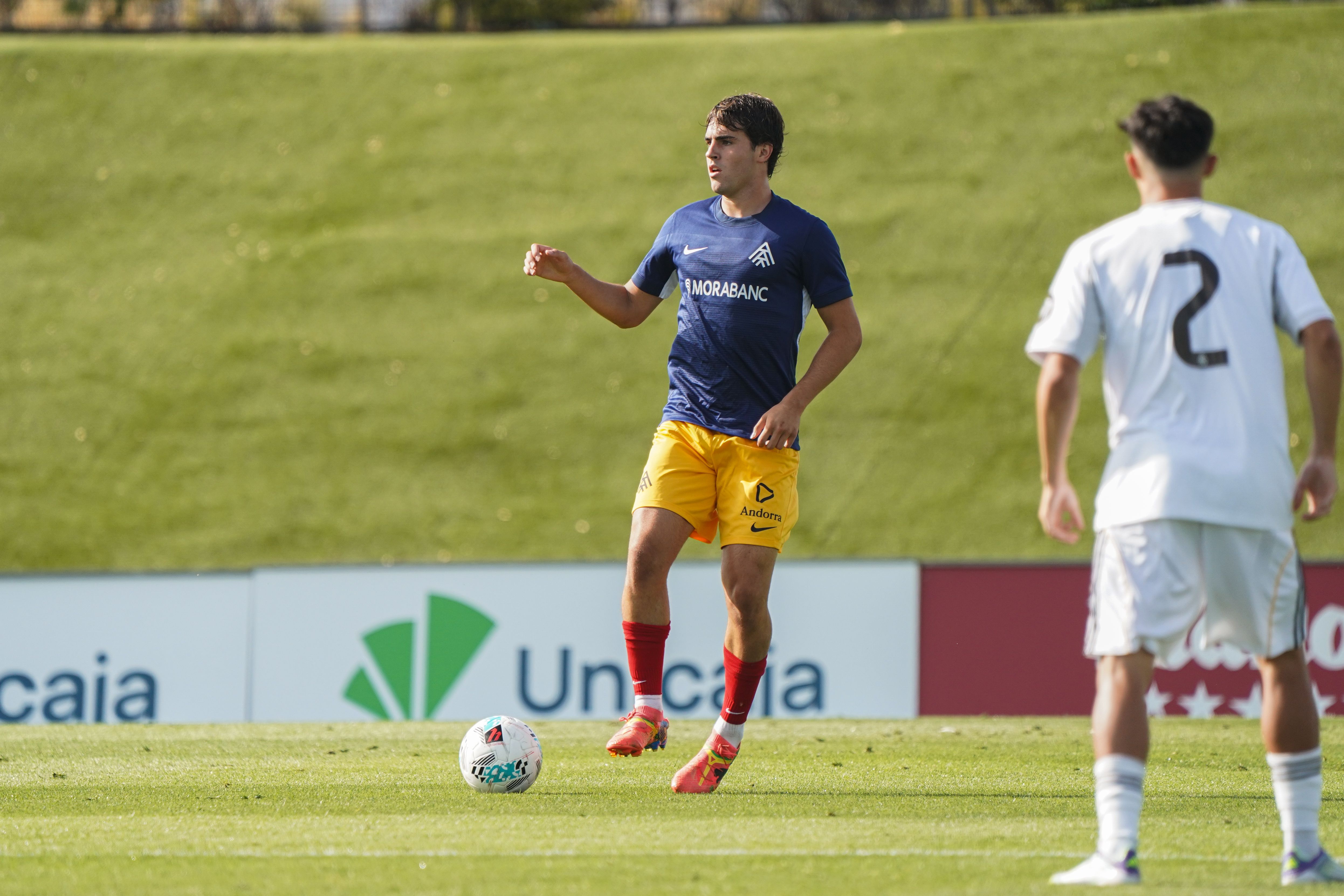 Bomba ha exhibit un bon nivell a la línia defensiva. Bomba ha exhibit un bon nivell a la línia defensiva.