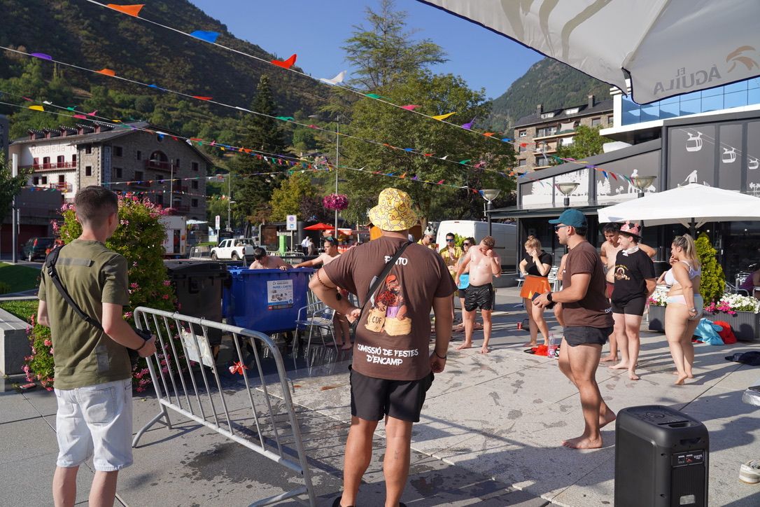 Inici de la gimcana. Inici de la gimcana.