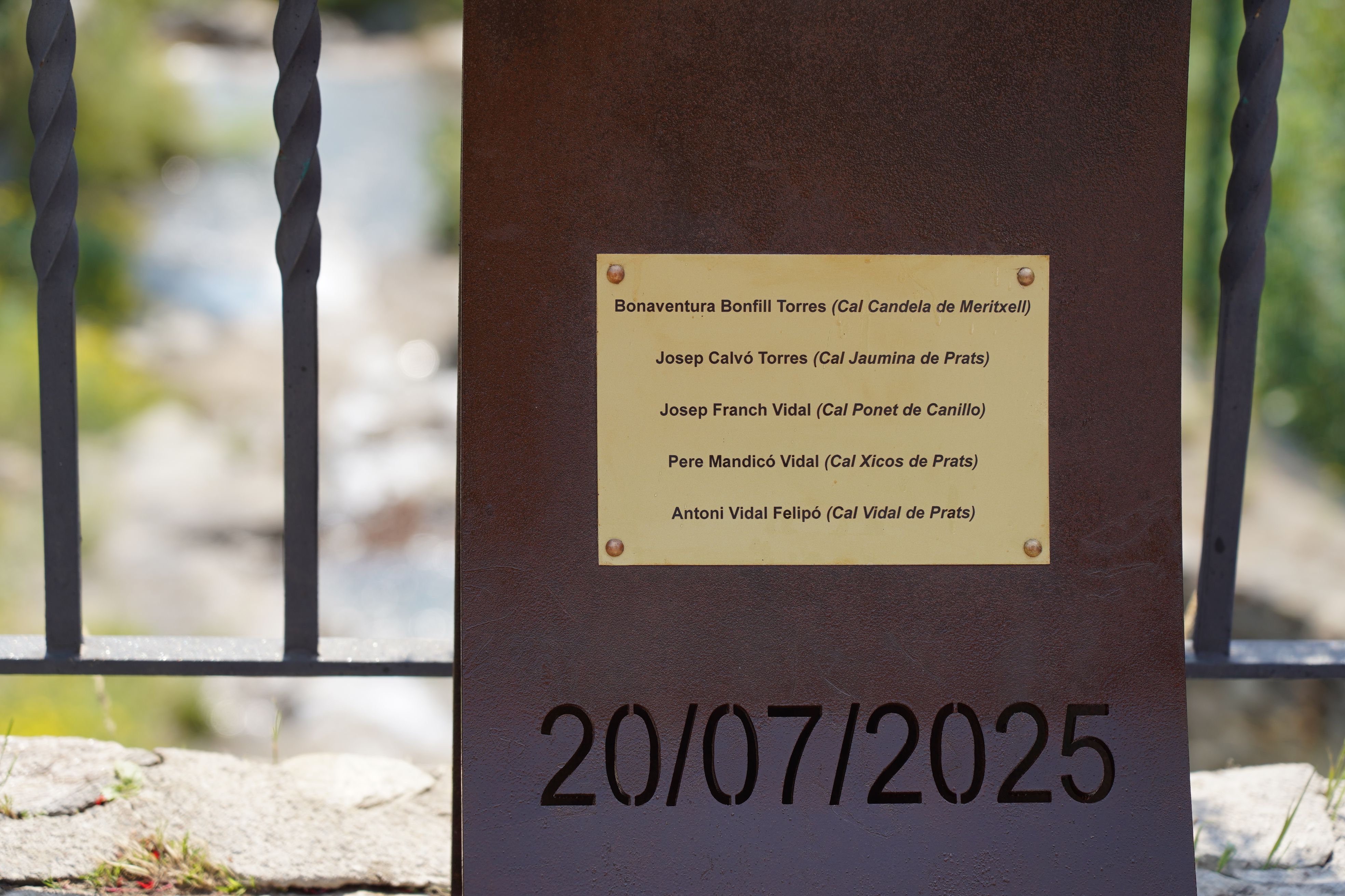 Els noms dels cinc canillencs deportats. Els noms dels cinc canillencs deportats.