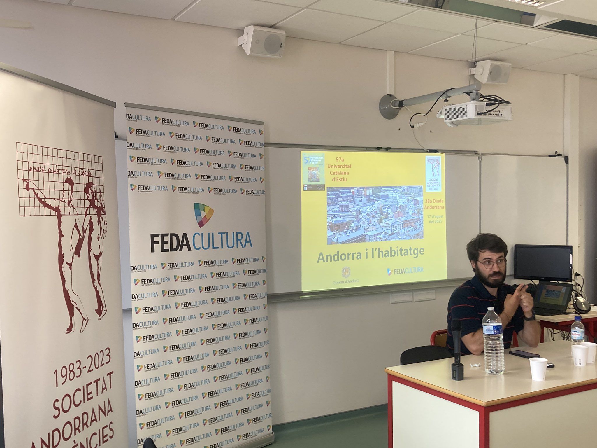 Gyjr8LhWwAAaAhP Gyjr8LhWwAAaAhP