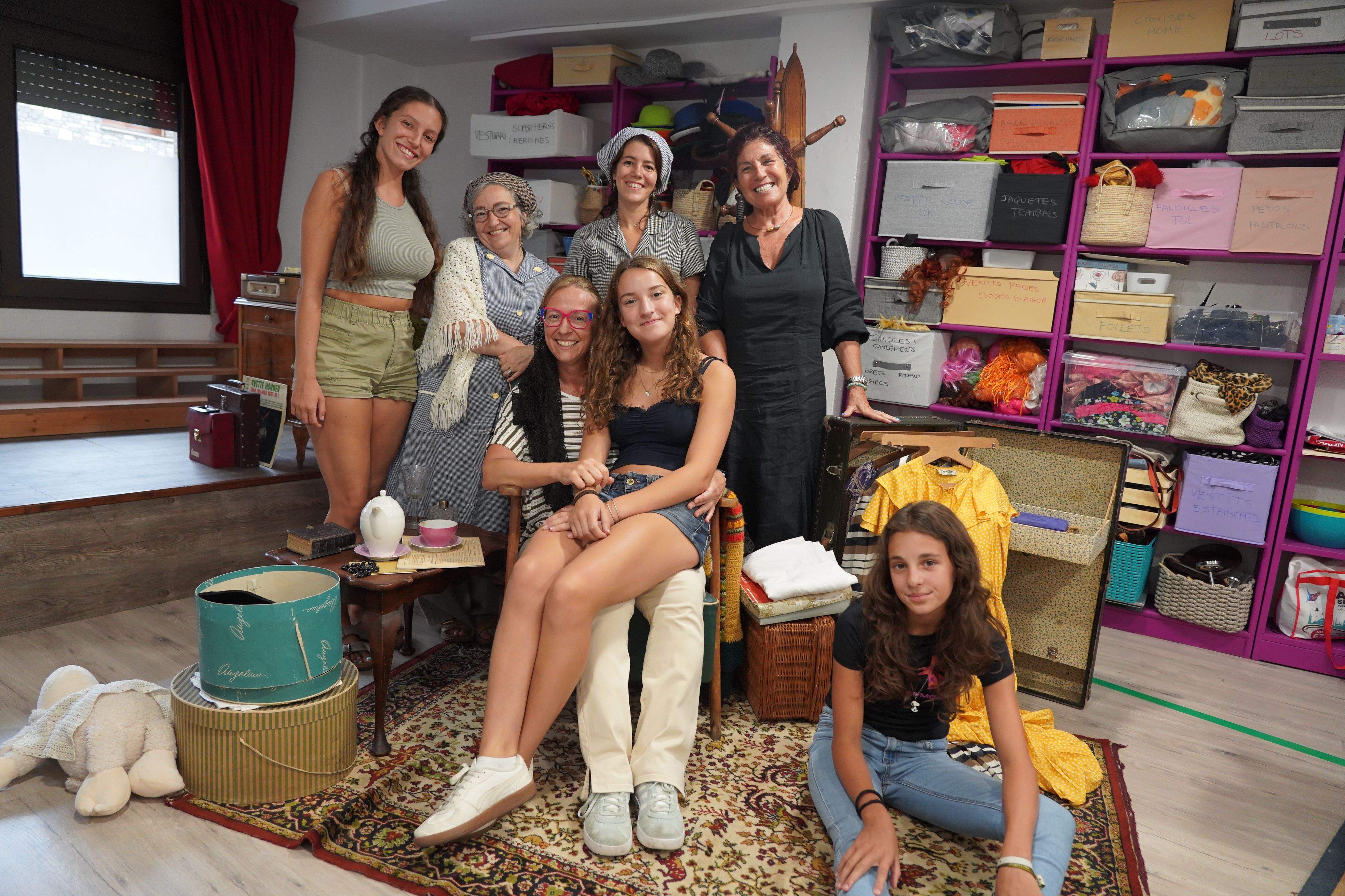 L'equip de 'La Senyoreta' està preparant-se per anar a Girona.