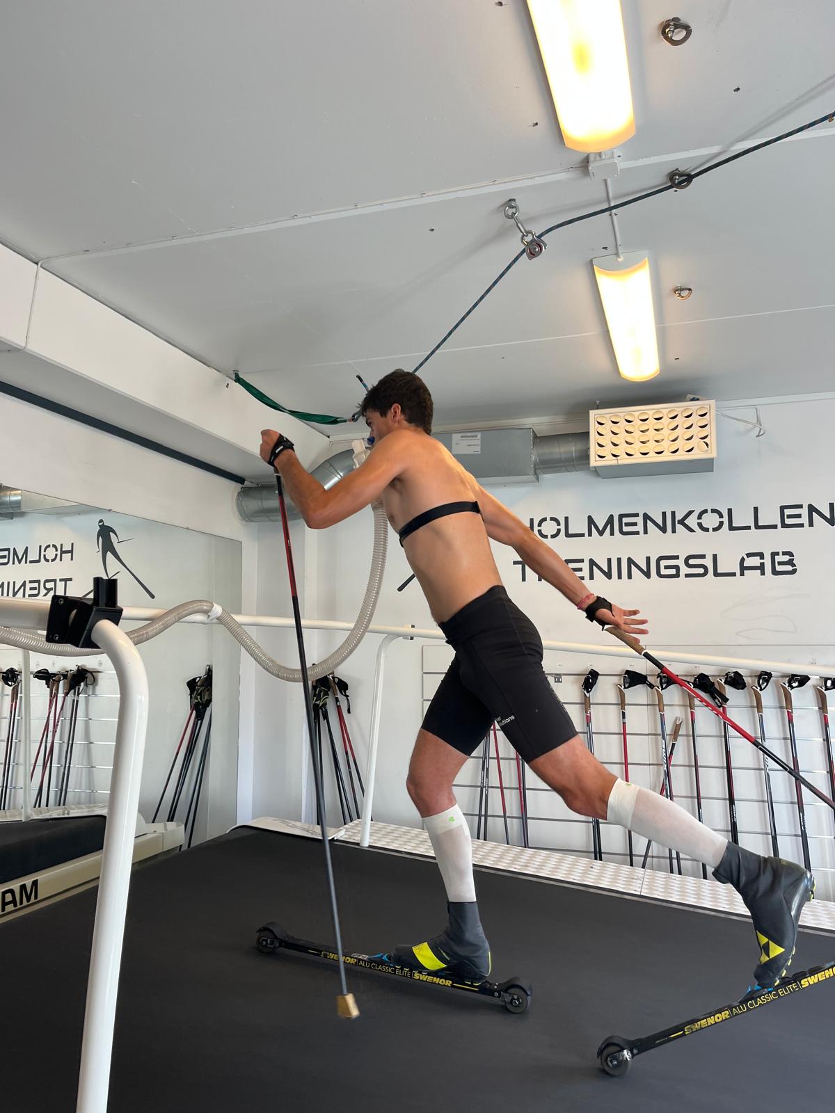 Esteve, a Oslo durant els tests físics. Esteve, a Oslo durant els tests físics.