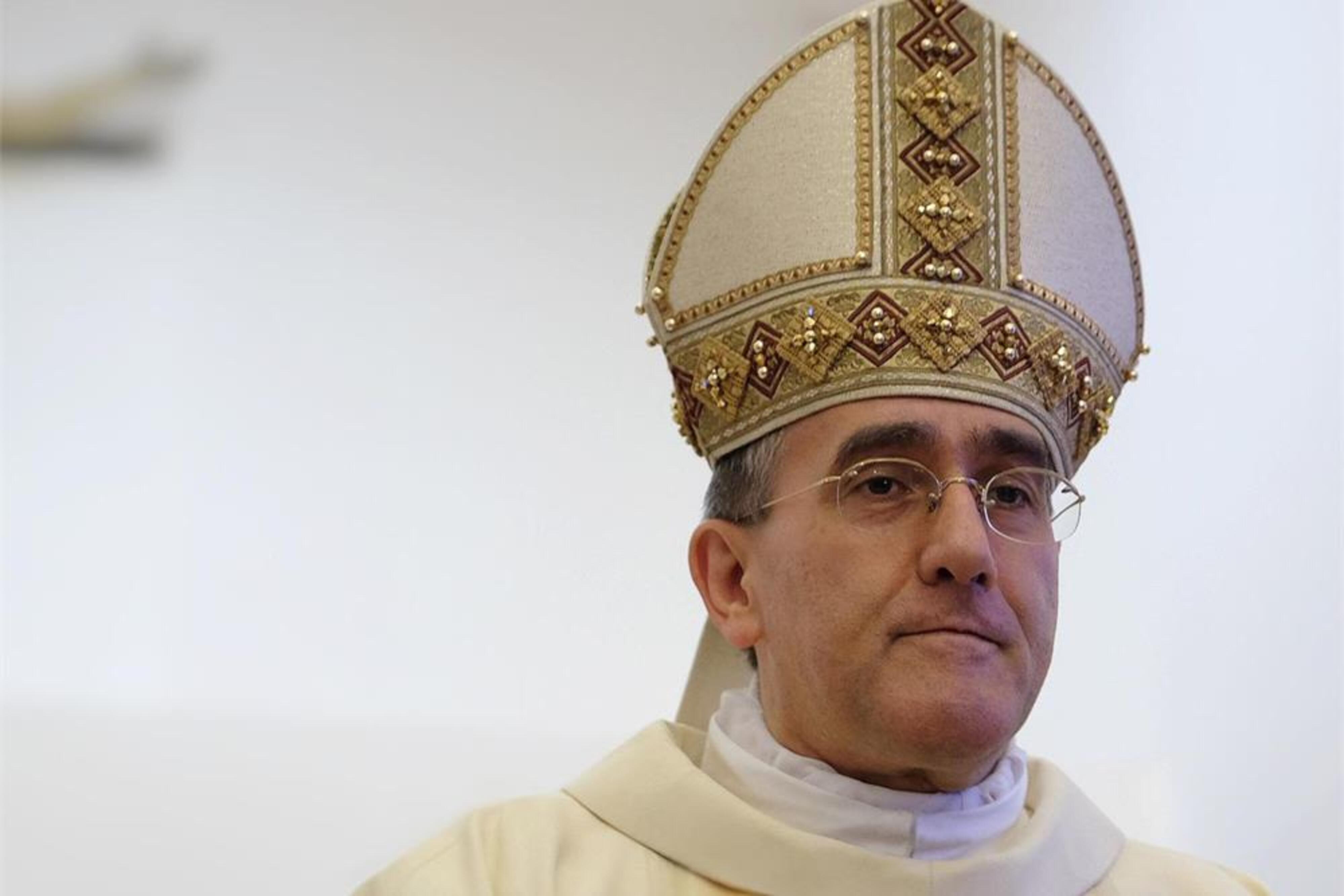 Piero Pioppo. Piero Pioppo.