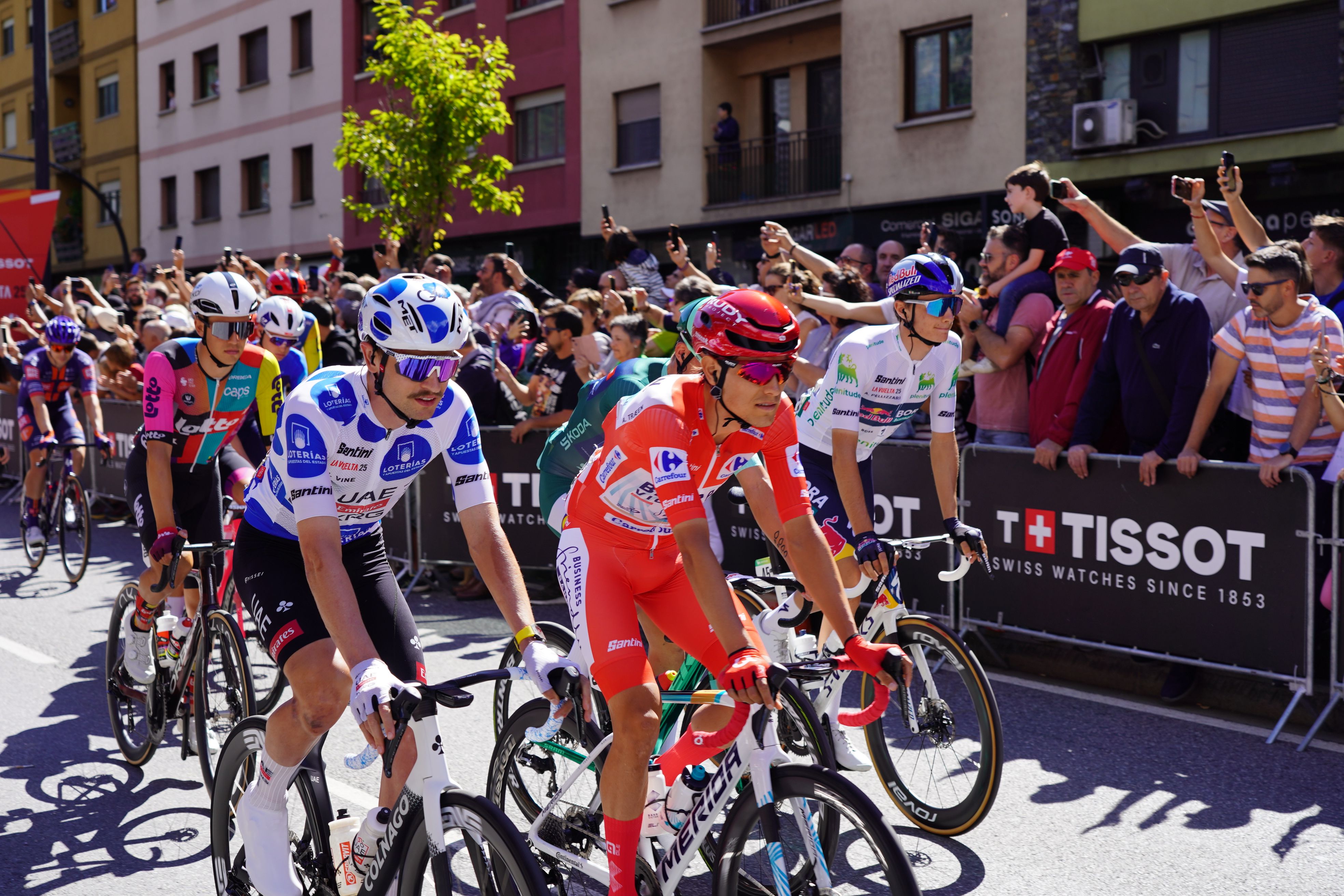 Torstein Traeen agafant el lideratge de l'escamot. Torstein Traeen agafant el lideratge de l'escamot.