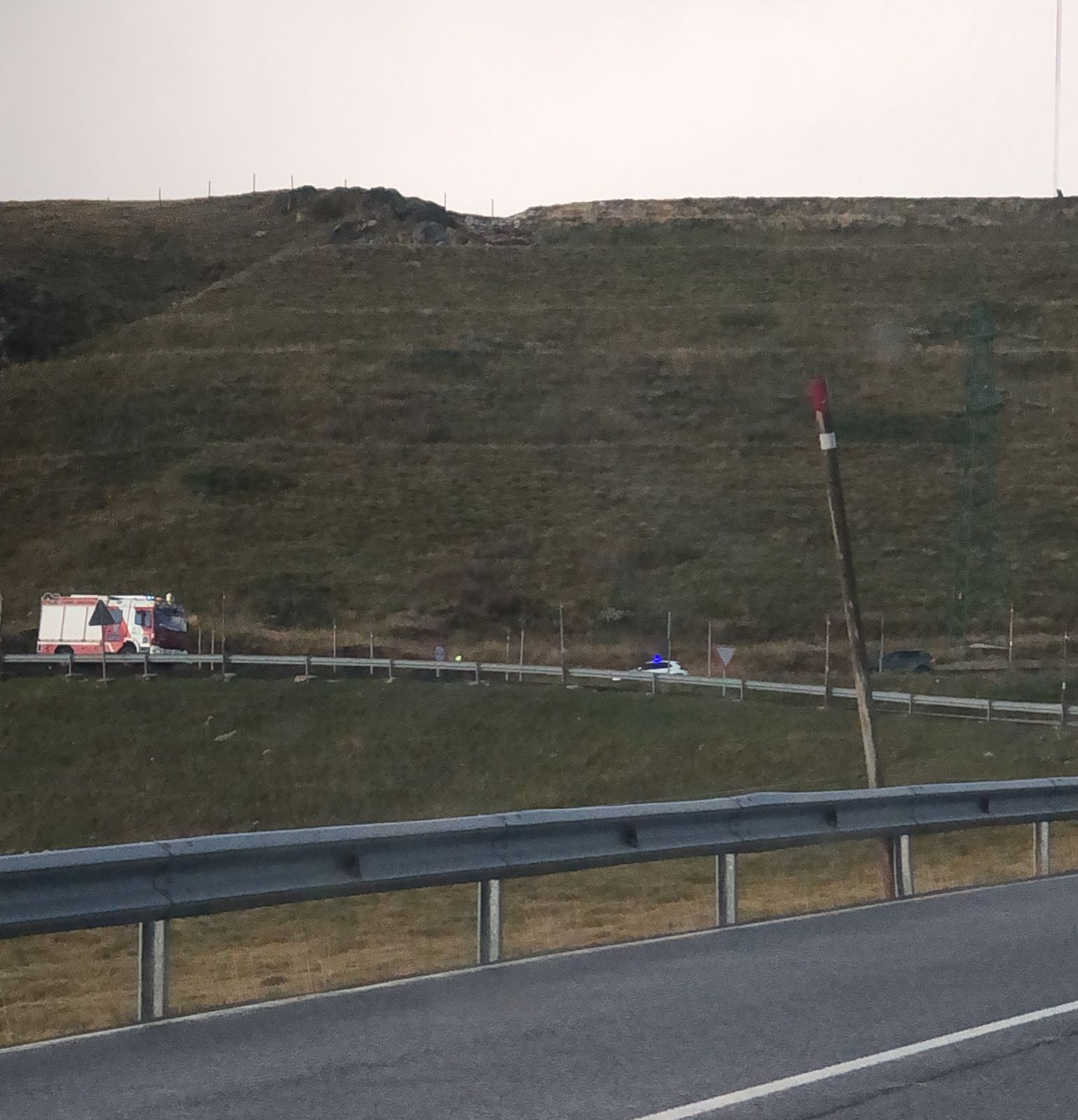 Els bombers al port aquesta tarda.