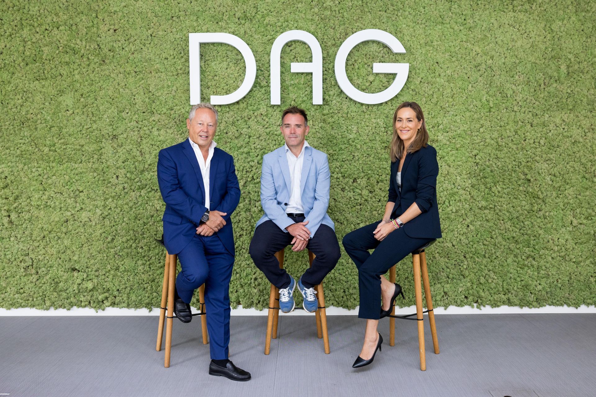 Josep Marticella, al centre, amb els dirigents de Domingo Alonso Group Oliver Alonso i Magüí Melián.