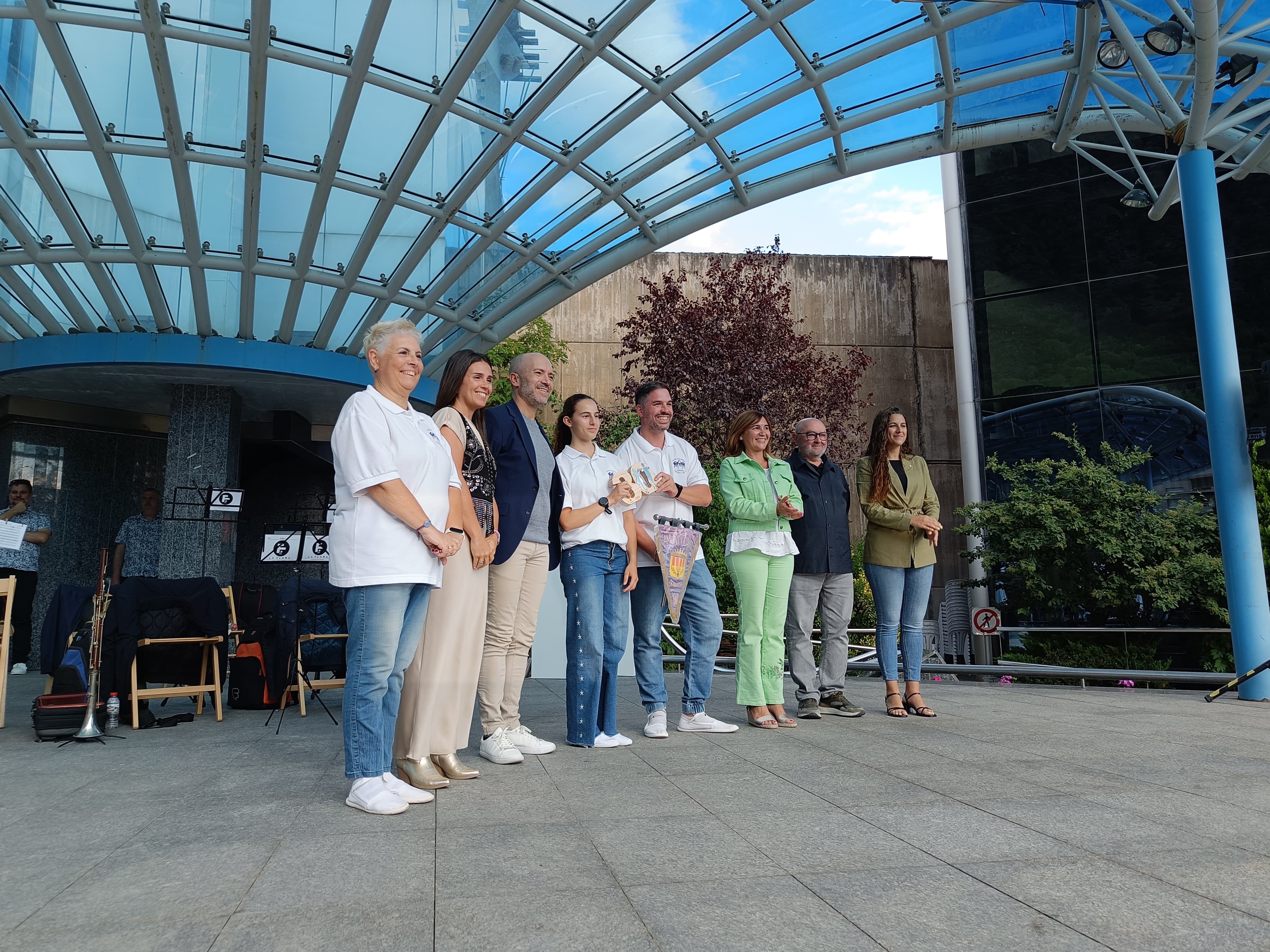 Amunt i Crits, únics participants de la categoria grans.