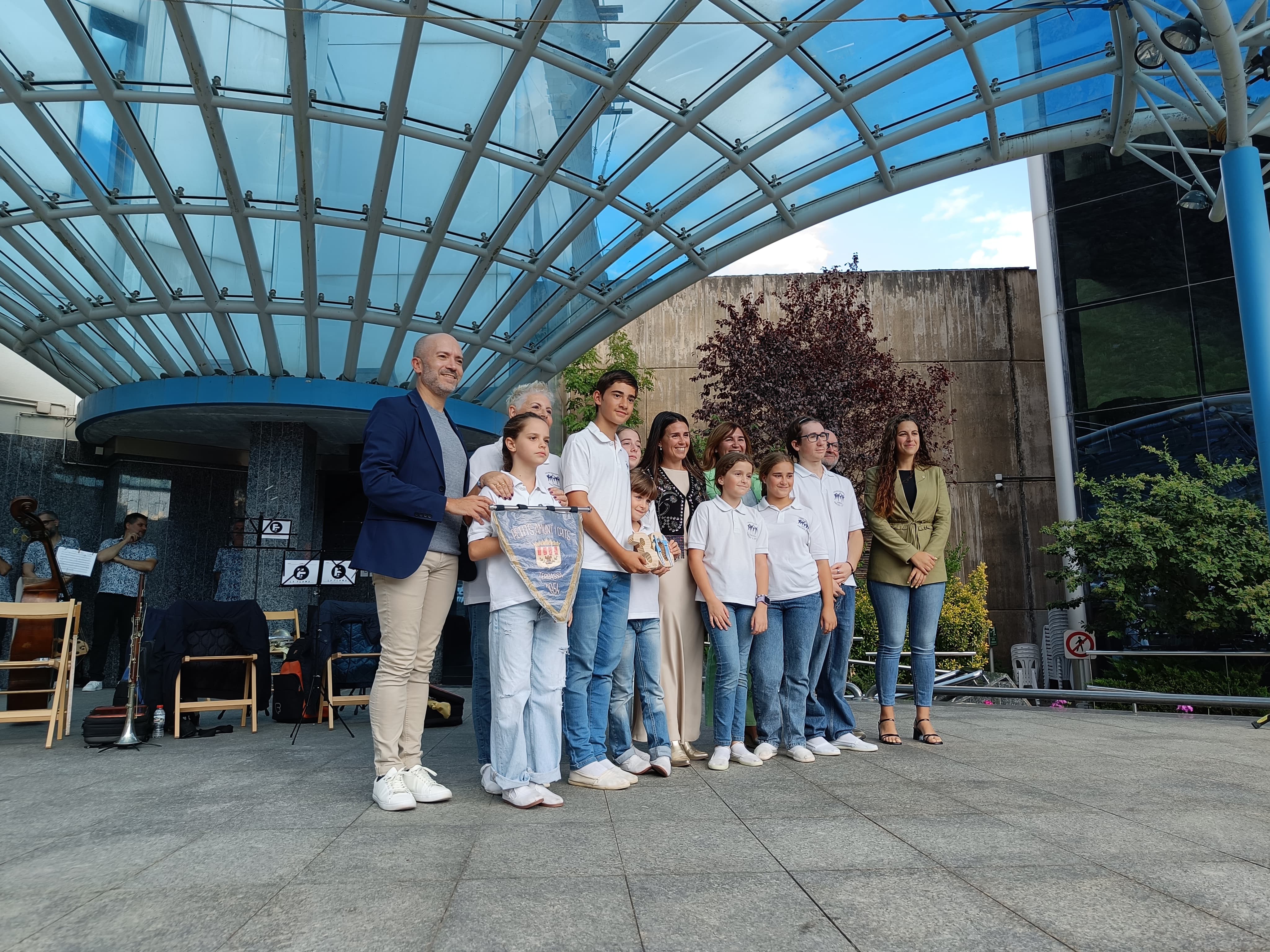 Els representants d'Amunt i Crits en categoria petits.