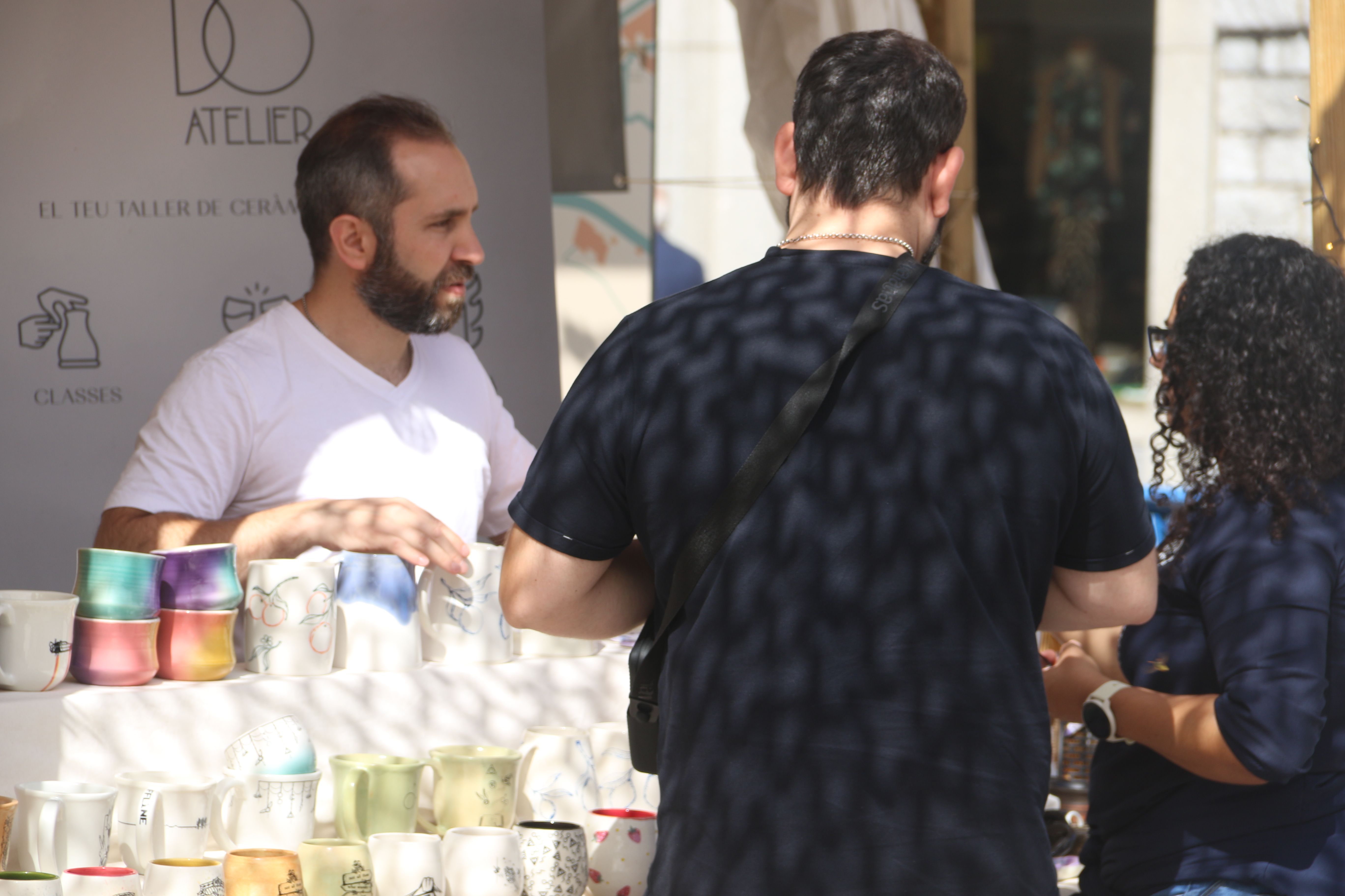 Un dels paradistes del mercat artesanal. Un dels paradistes del mercat artesanal.
