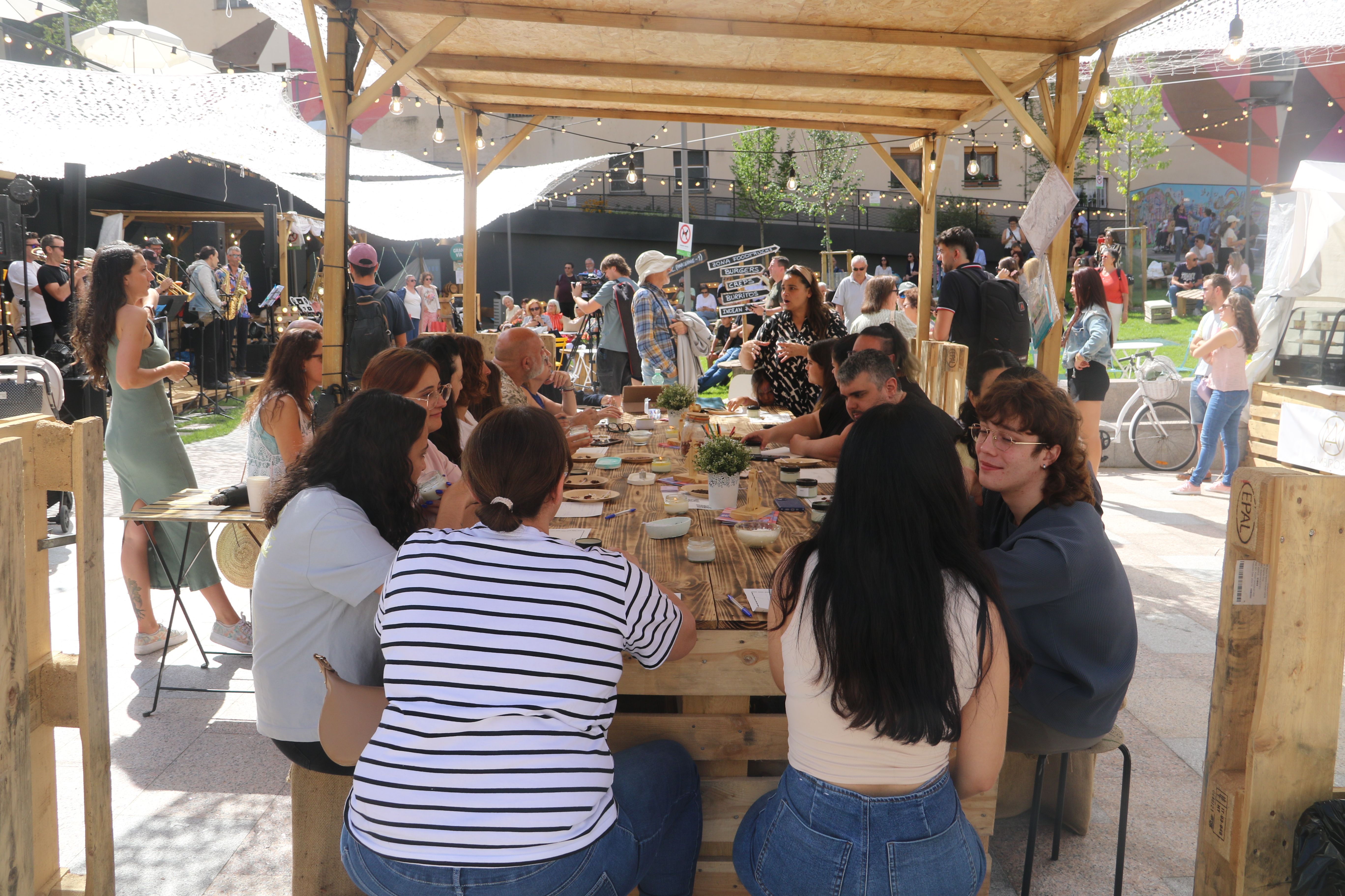 El taller que es feia aquest diumenge al migdia al Sabors. El taller que es feia aquest diumenge al migdia al Sabors.