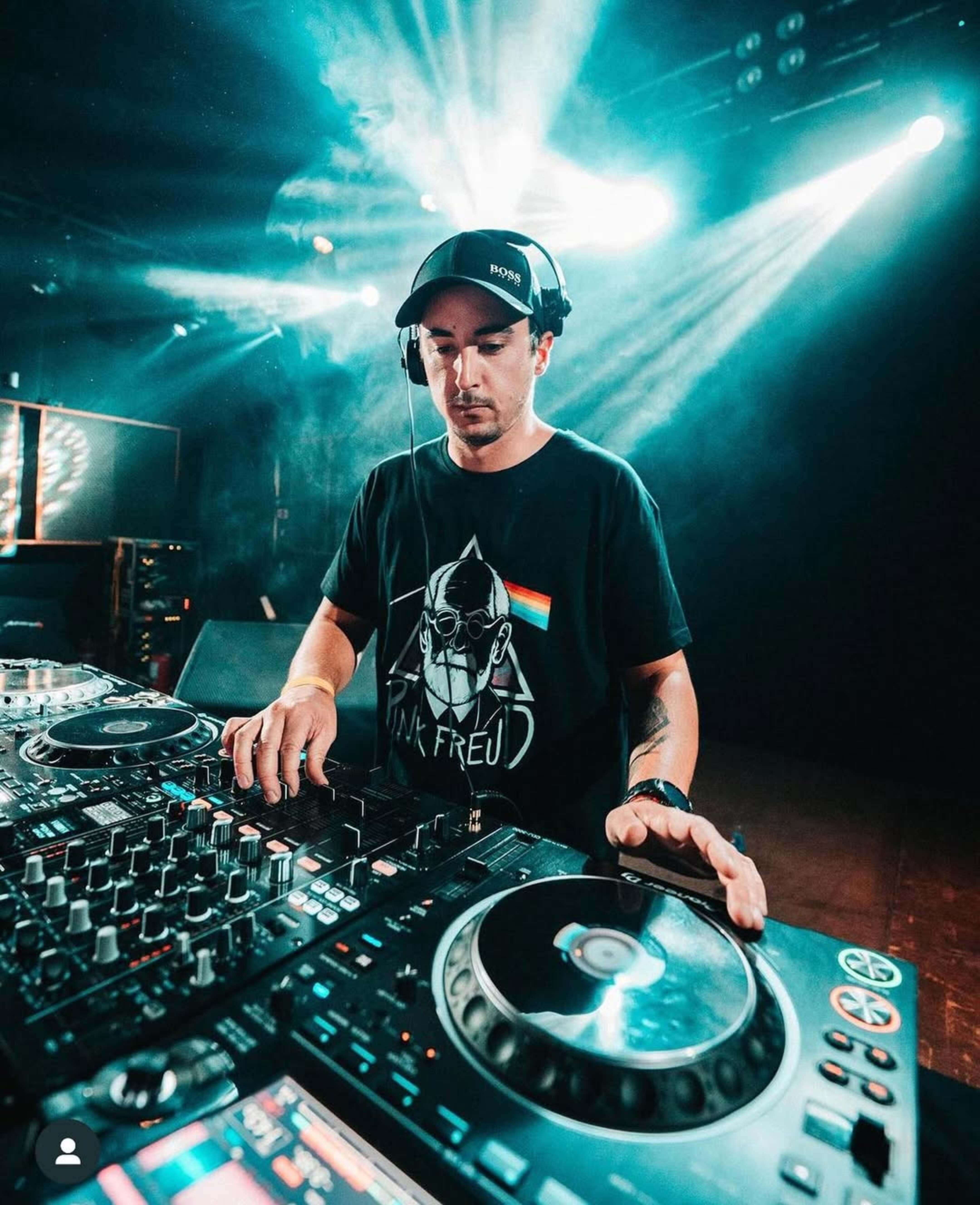 John Holt en plena sessió.