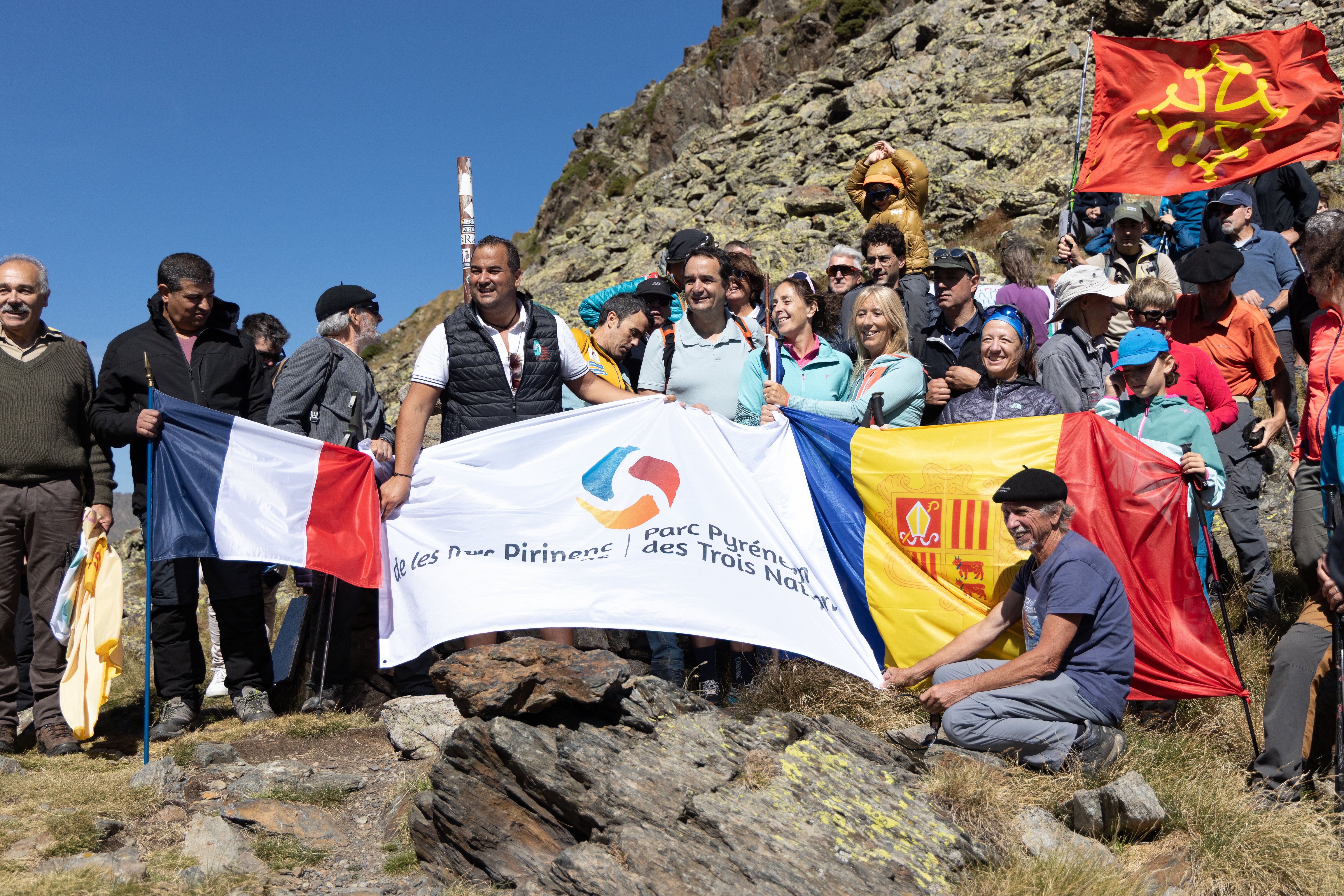 Una al·lusió al Parc de les Tres Nacions.