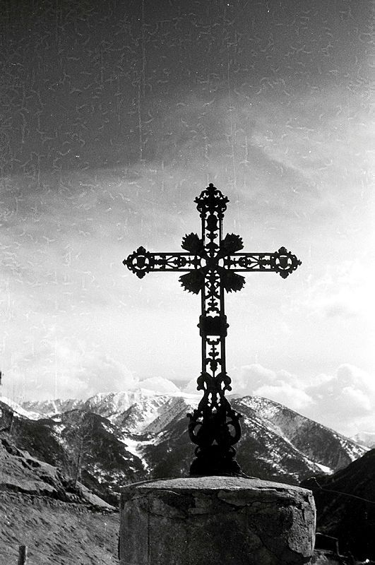 Una imatge de la creu presa Werner Lengemann la dècada de 1950. Una imatge de la creu presa Werner Lengemann la dècada de 1950.