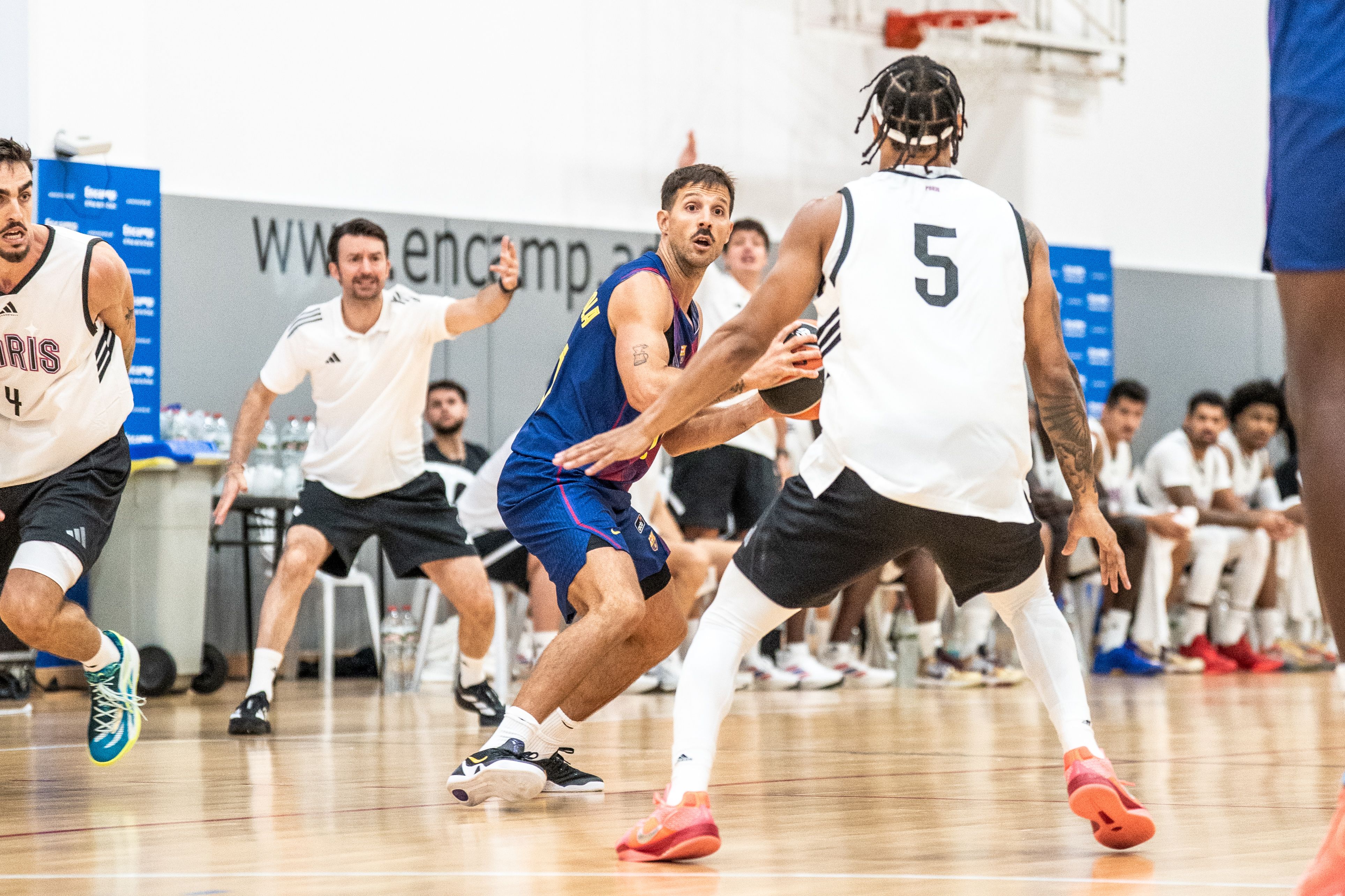 Laprovittola (23 punts) ha estat el millor jugador del partit.