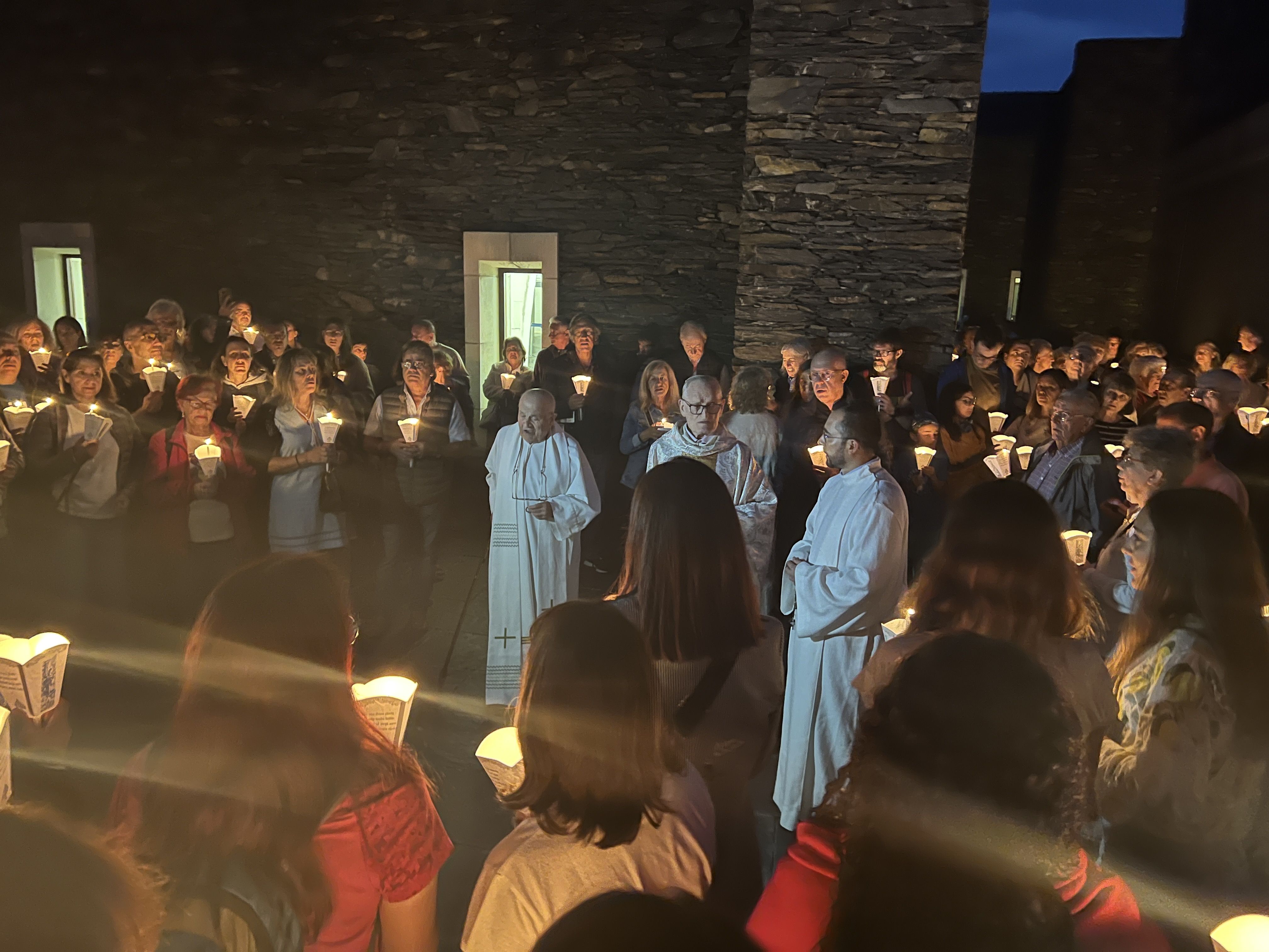 Rosari amb fanalets. Rosari amb fanalets.