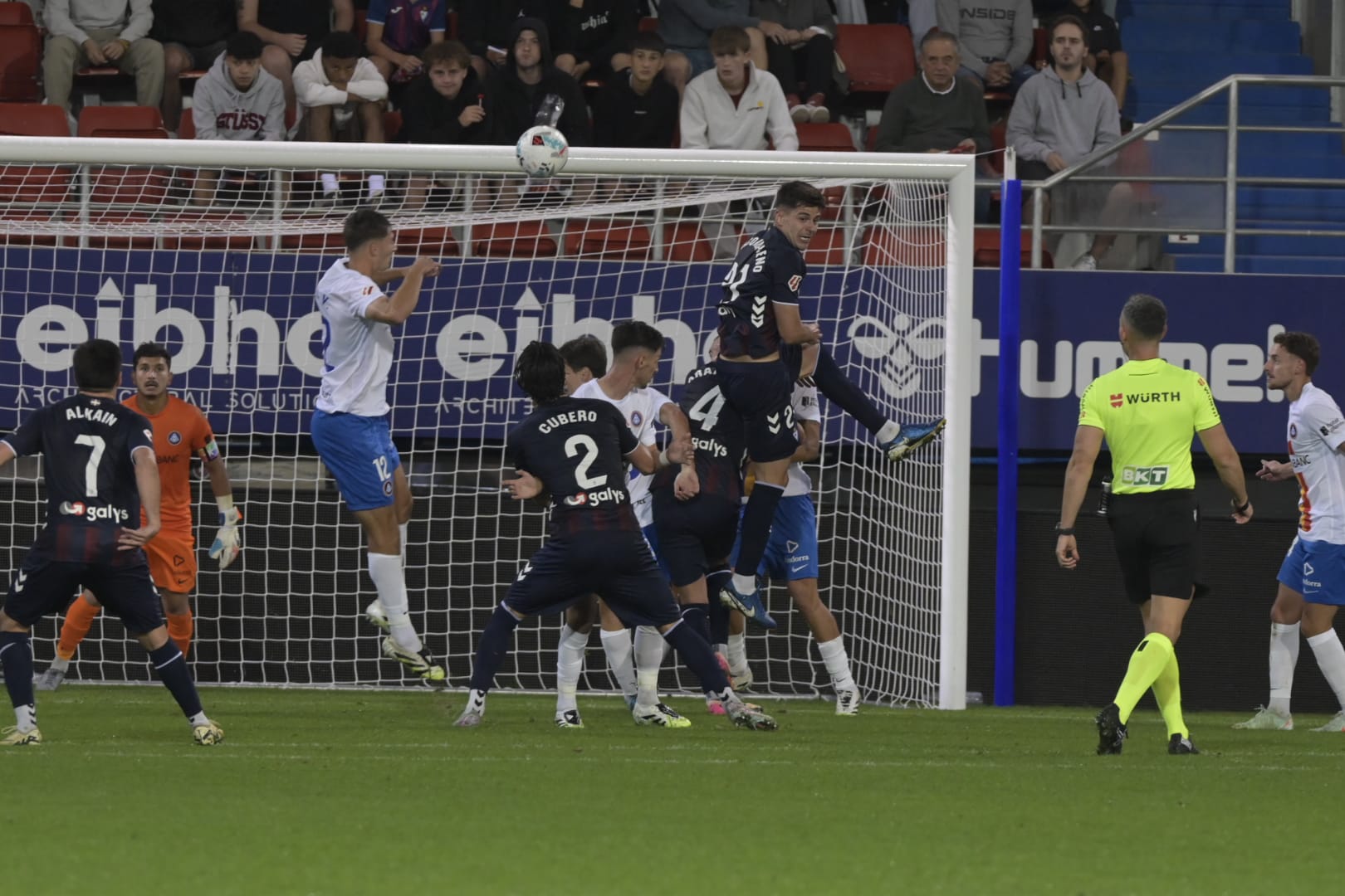 Un dels embolics a l'àrea de l'Andorra. 