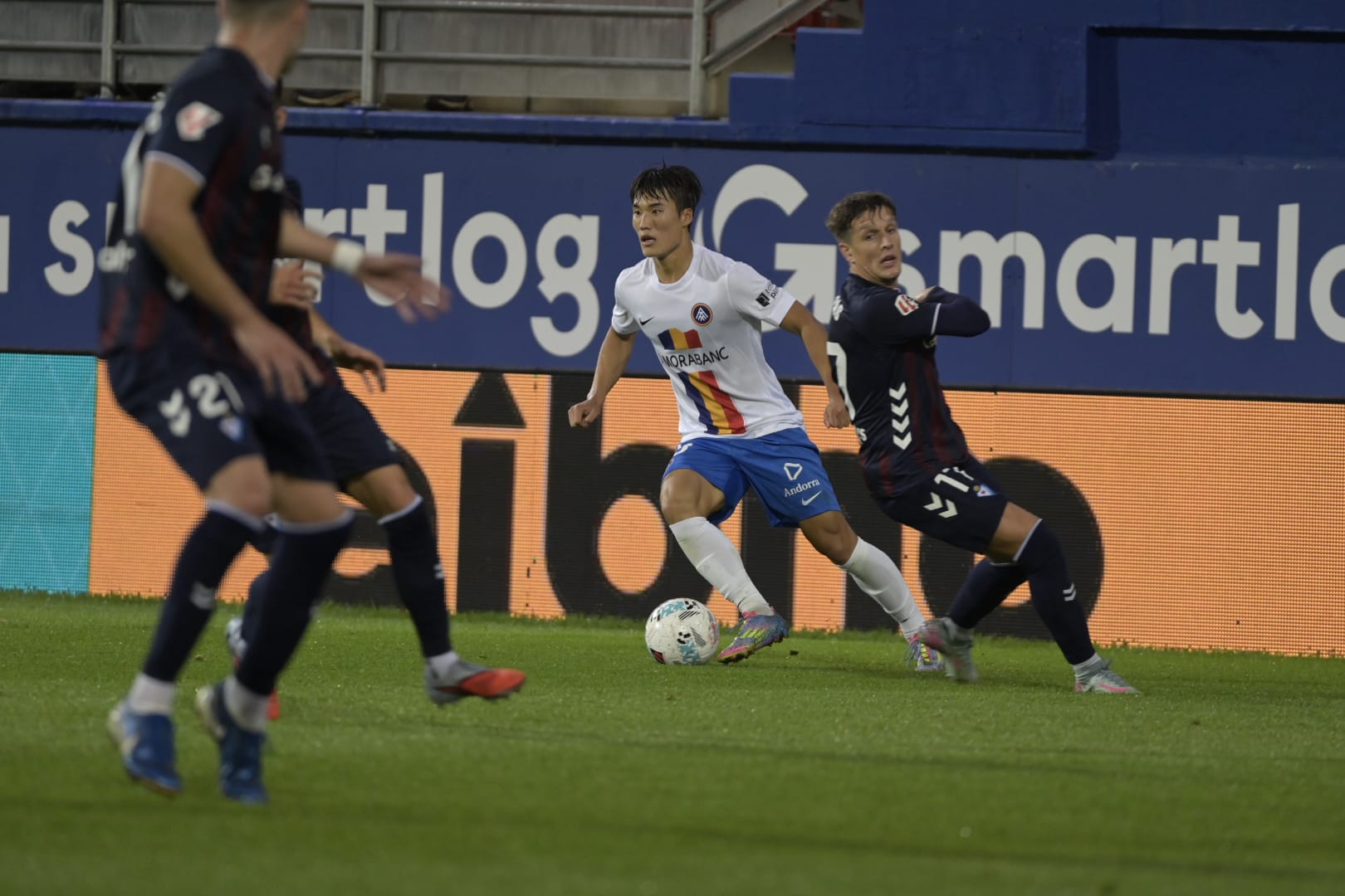 Minsu ha començat amenaçador però s'ha anat difuminant com l'equip. Minsu ha començat amenaçador però s'ha anat difuminant com l'equip.