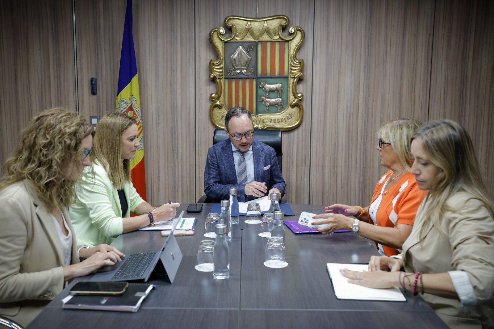 Un moment de la reunió.