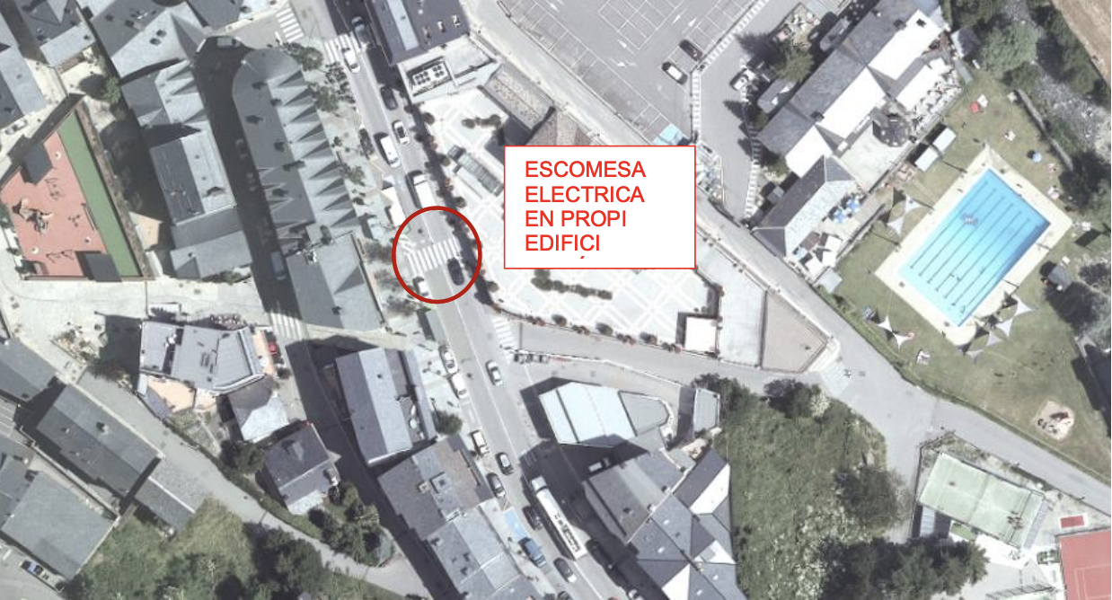 Pas de vianants davant del comú de la Massana. Pas de vianants davant del comú de la Massana.