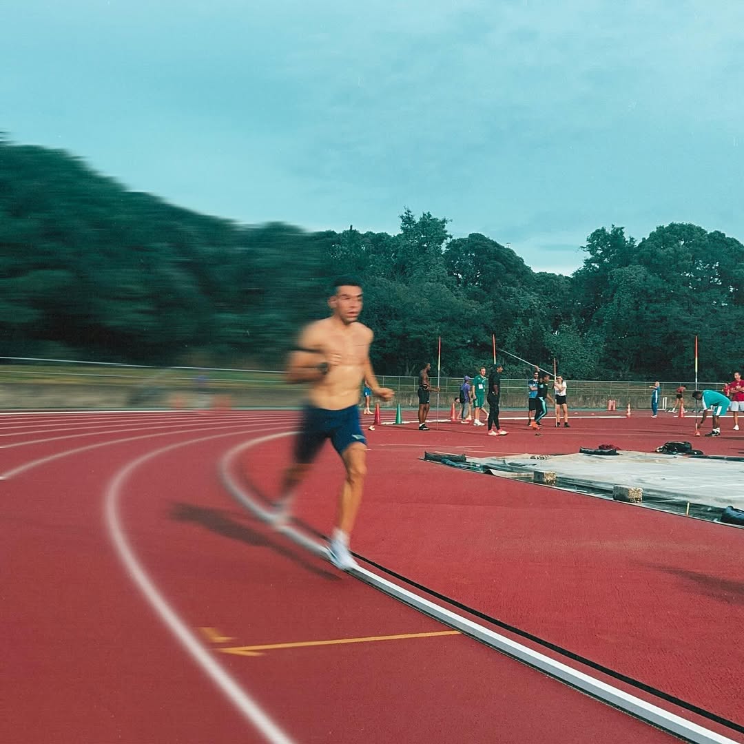 Nahuel Carabaña, entrenant-se a Tòquio abans de les sèries de demà. 