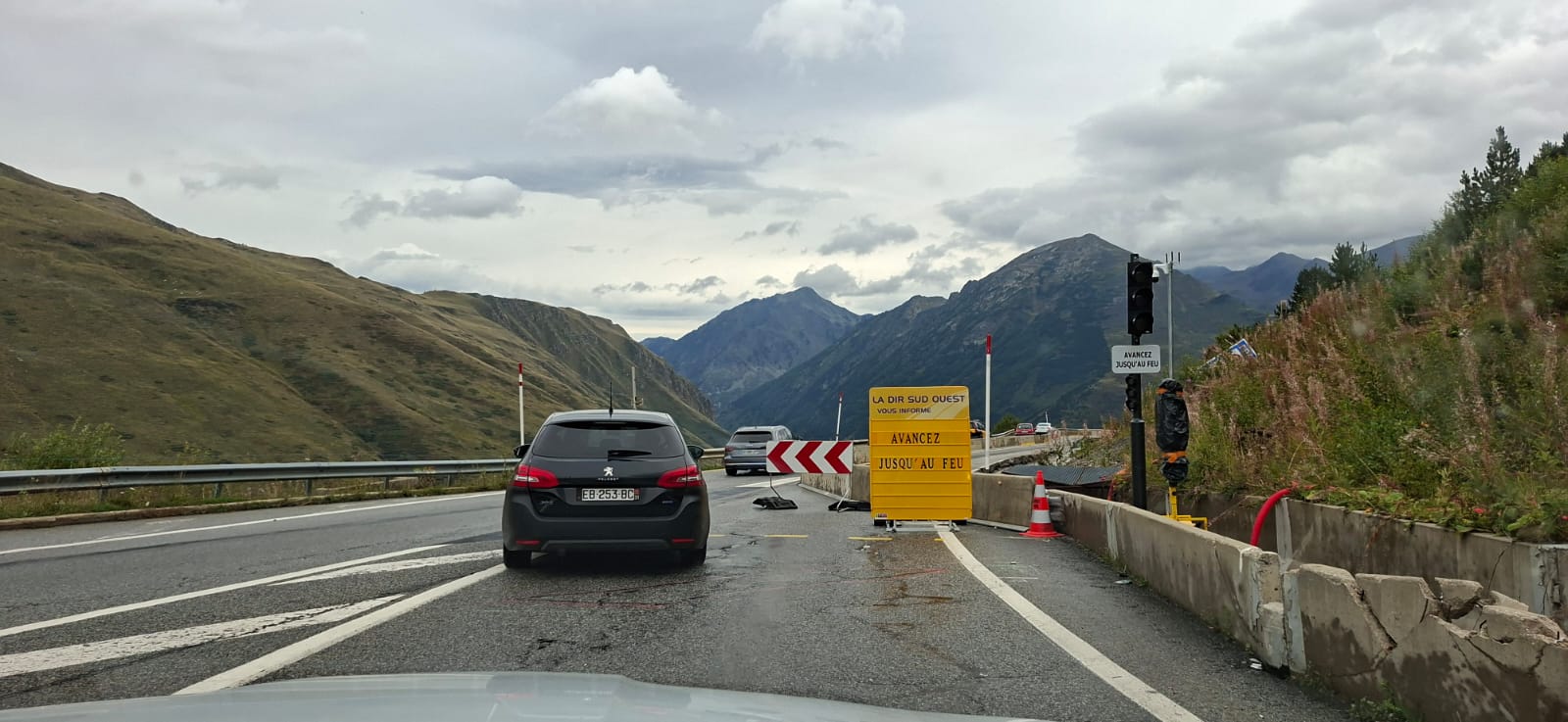 Les obres en qüestió, al costat francès. Les obres en qüestió, al costat francès.