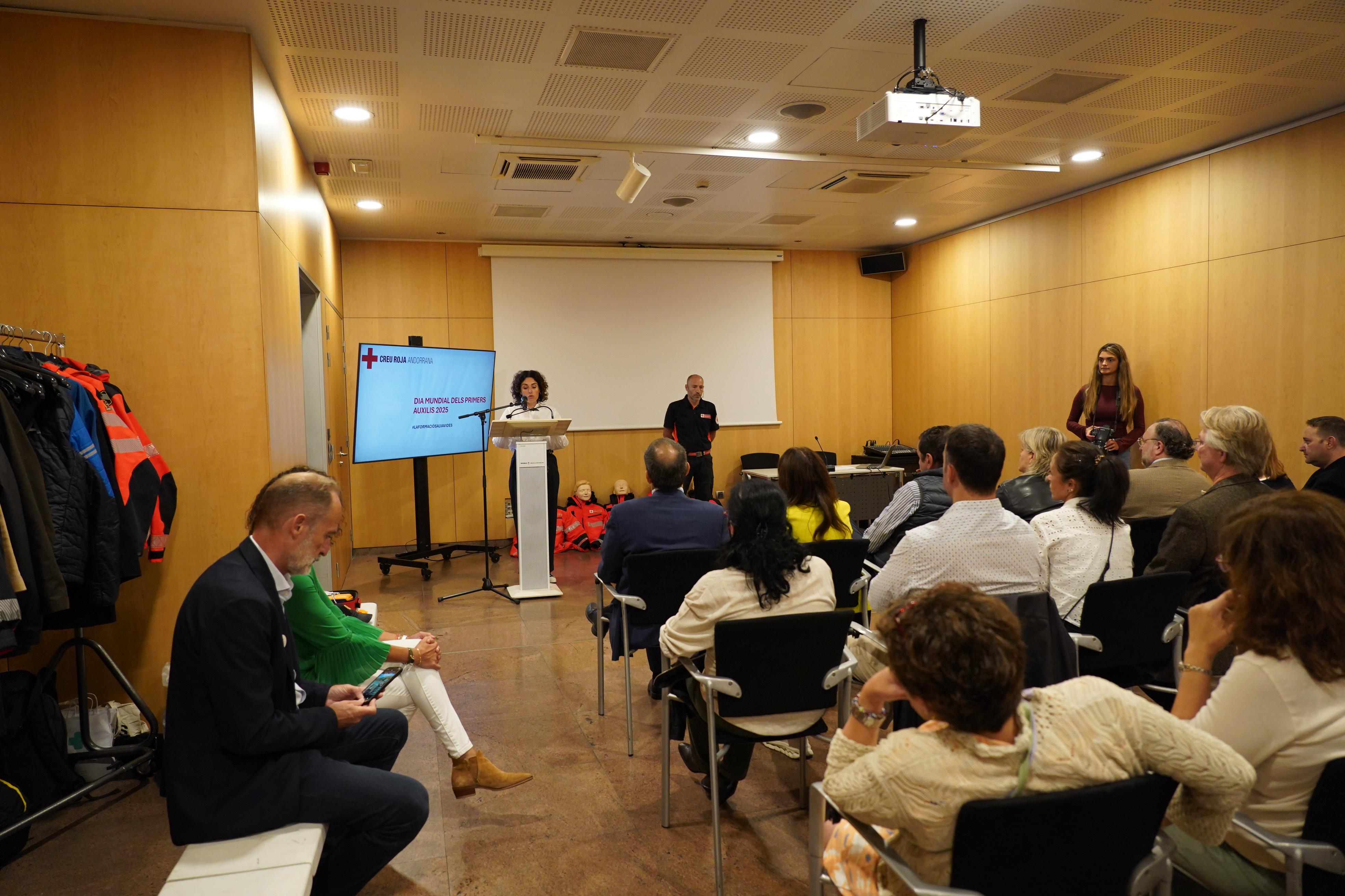 Bona assistència en una de les sales adjuntes del Centre de Congressos d'Andorra la Vella.