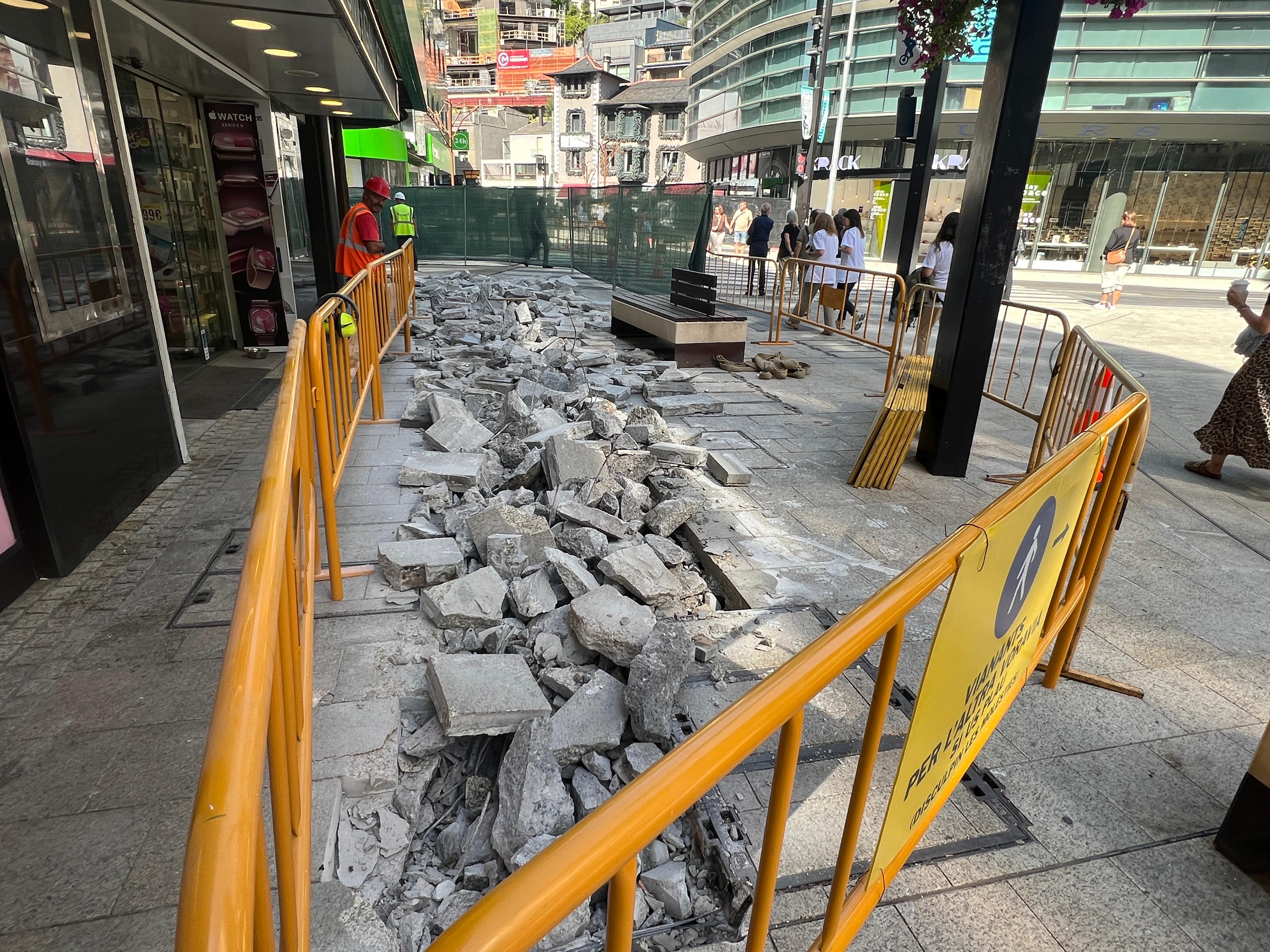 WhatsApp Image 2025 09 17 at 12.36.58 WhatsApp Image 2025 09 17 at 12.36.58