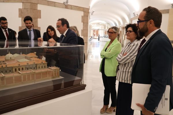 Visita de la delegació andorrana al Palau del Parlament.