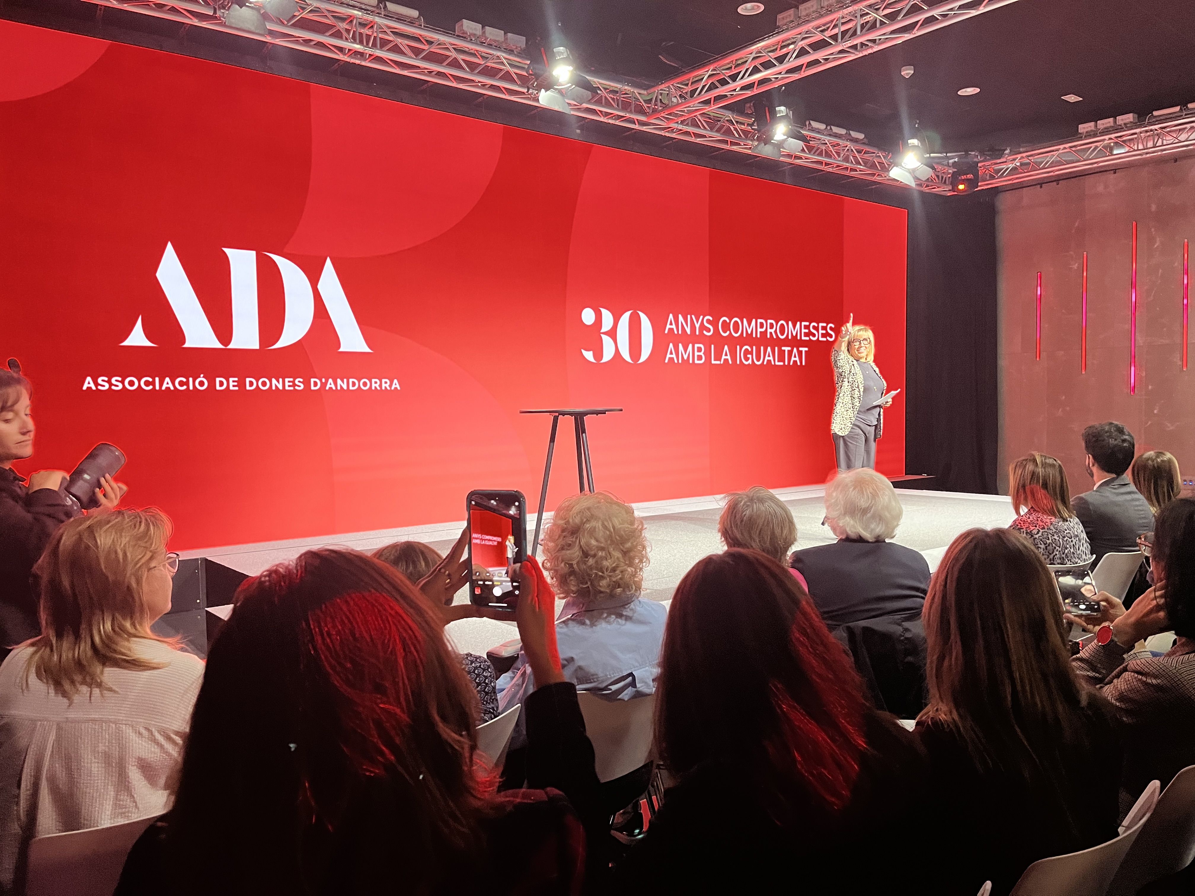 Mònica Codina durant el seu discurs. 