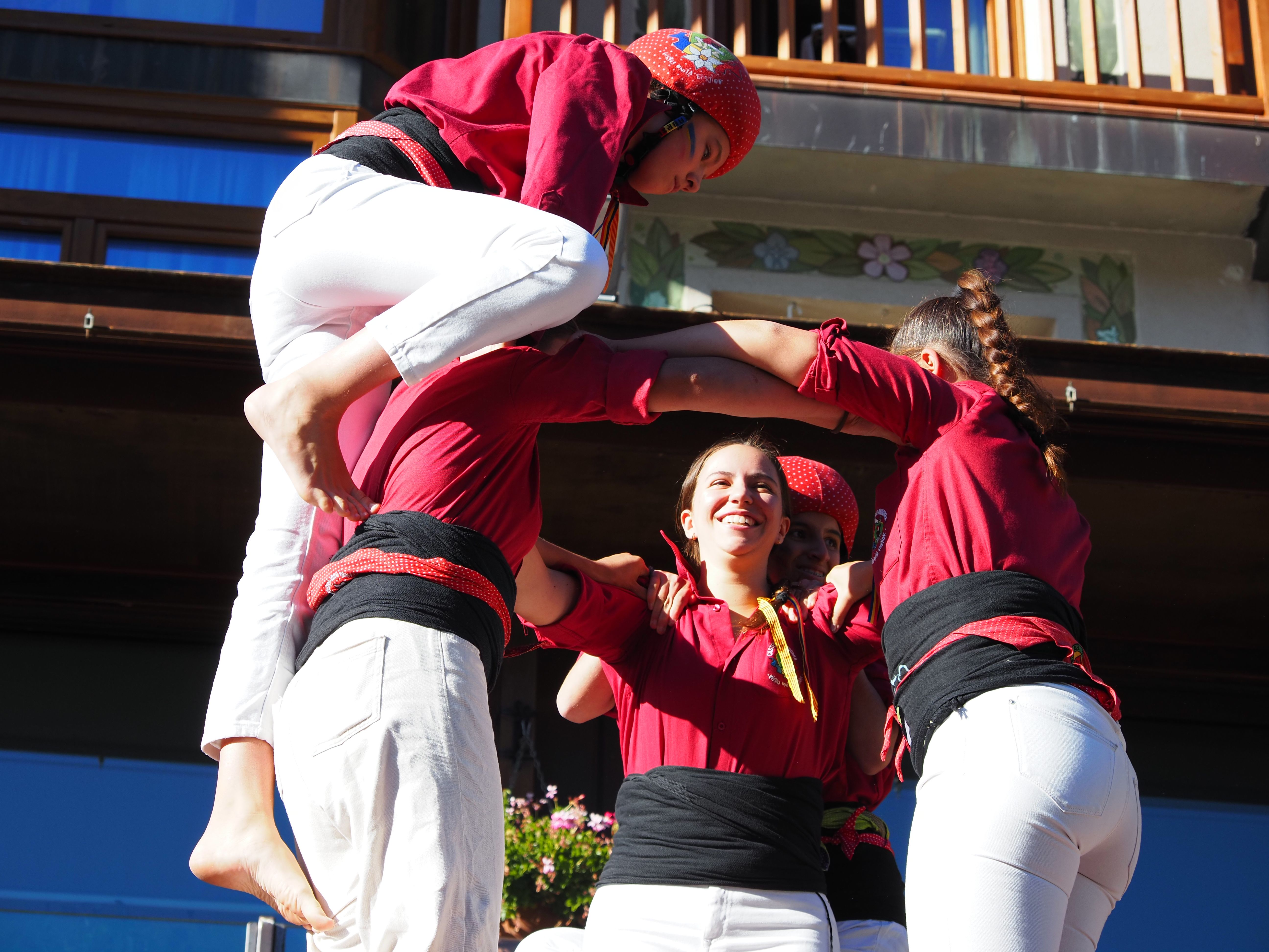 Un instant de l'actuació dels Castellers d'Andorra. Un instant de l'actuació dels Castellers d'Andorra.