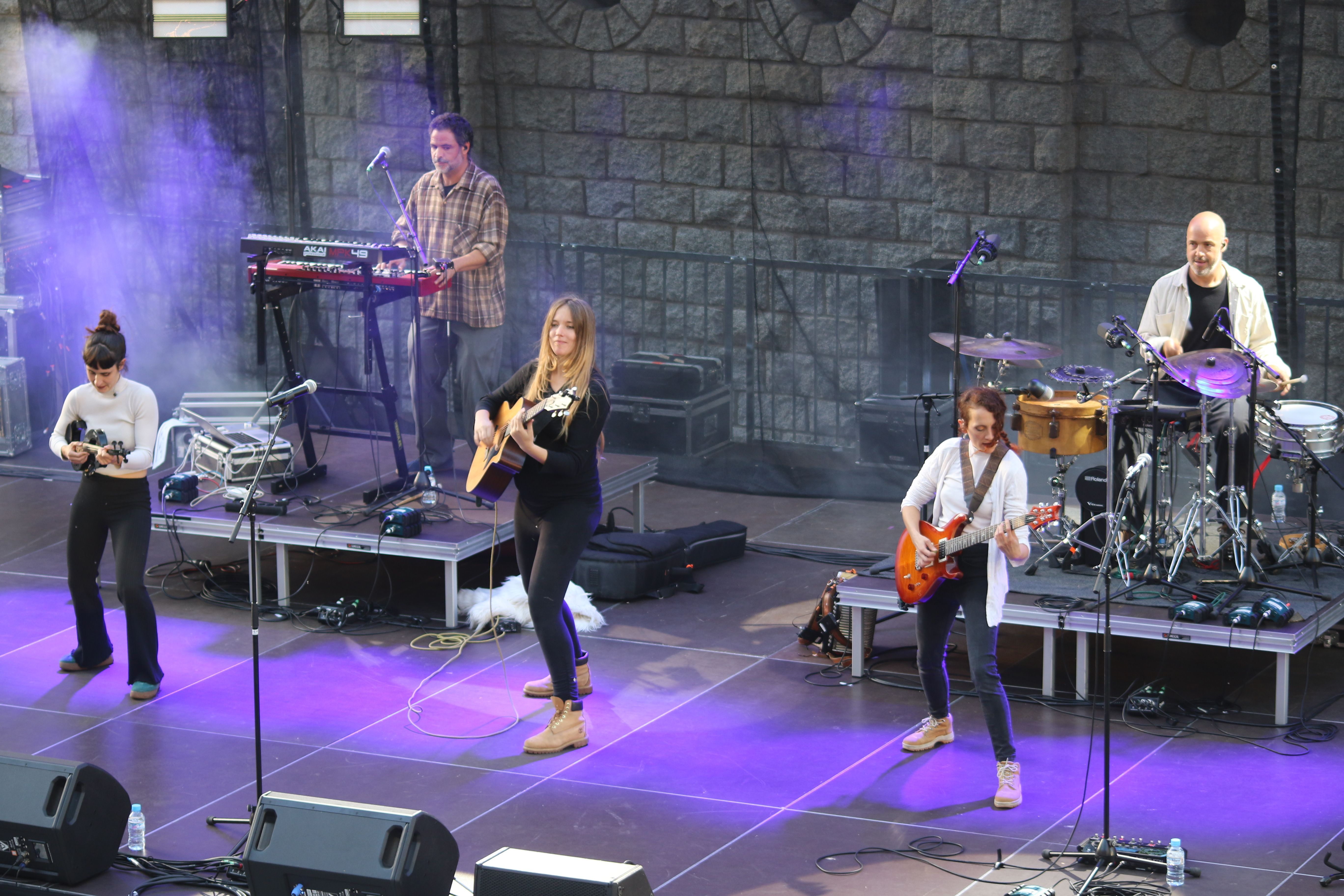 Un moment de l'actuació de la banda de Sans.