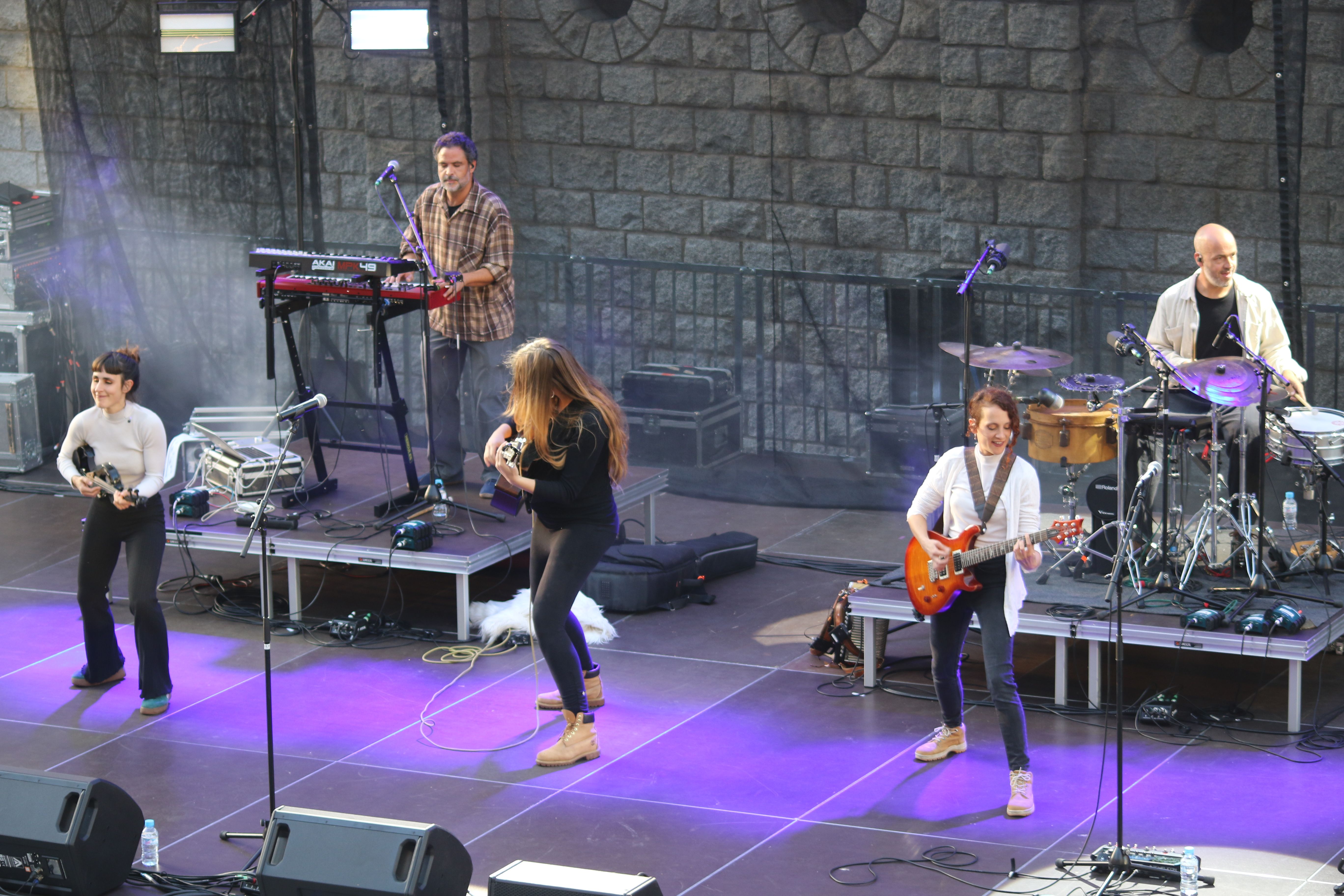 Un moment de l'actuació de la banda de Sans.