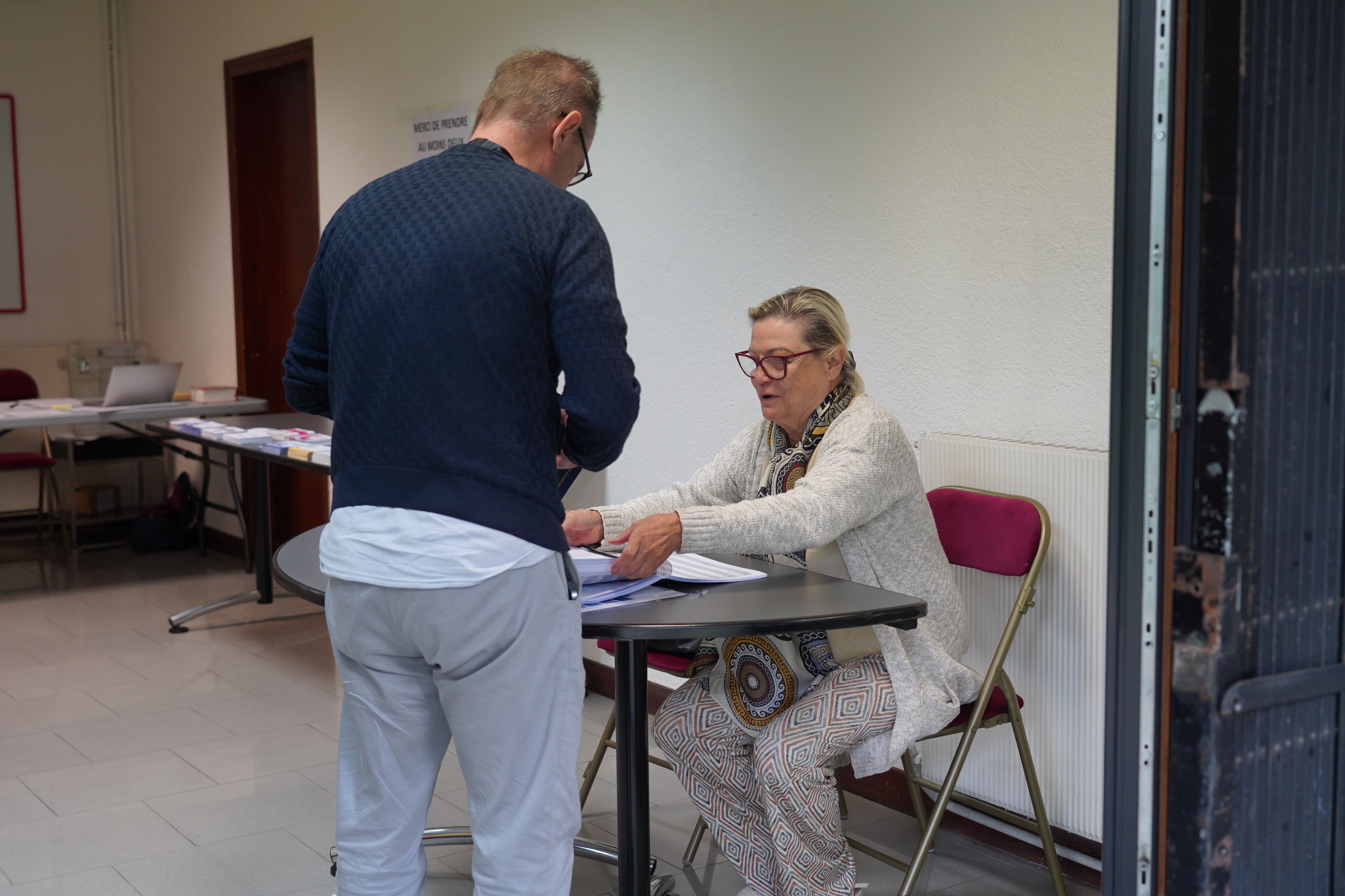 Un ciutada francès cridat a les urnes.