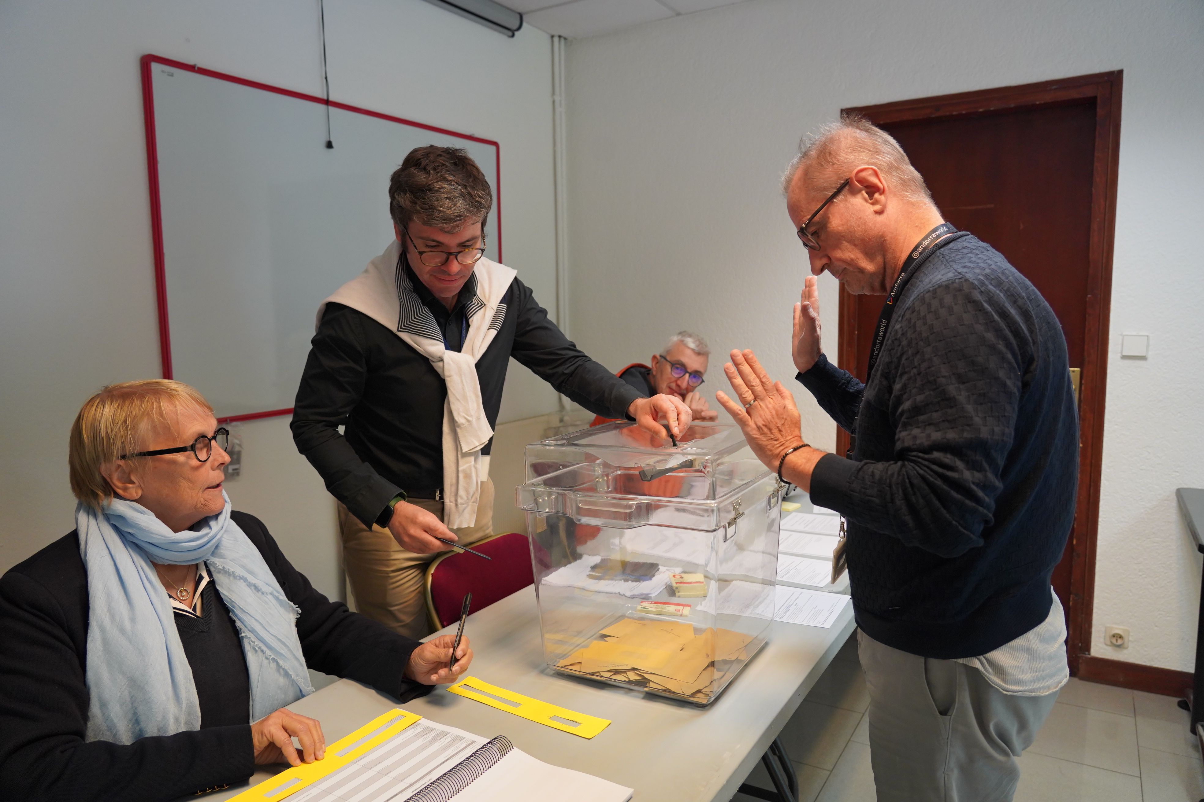 Un dels quaranta vots d'aquest diumenge al matí. 