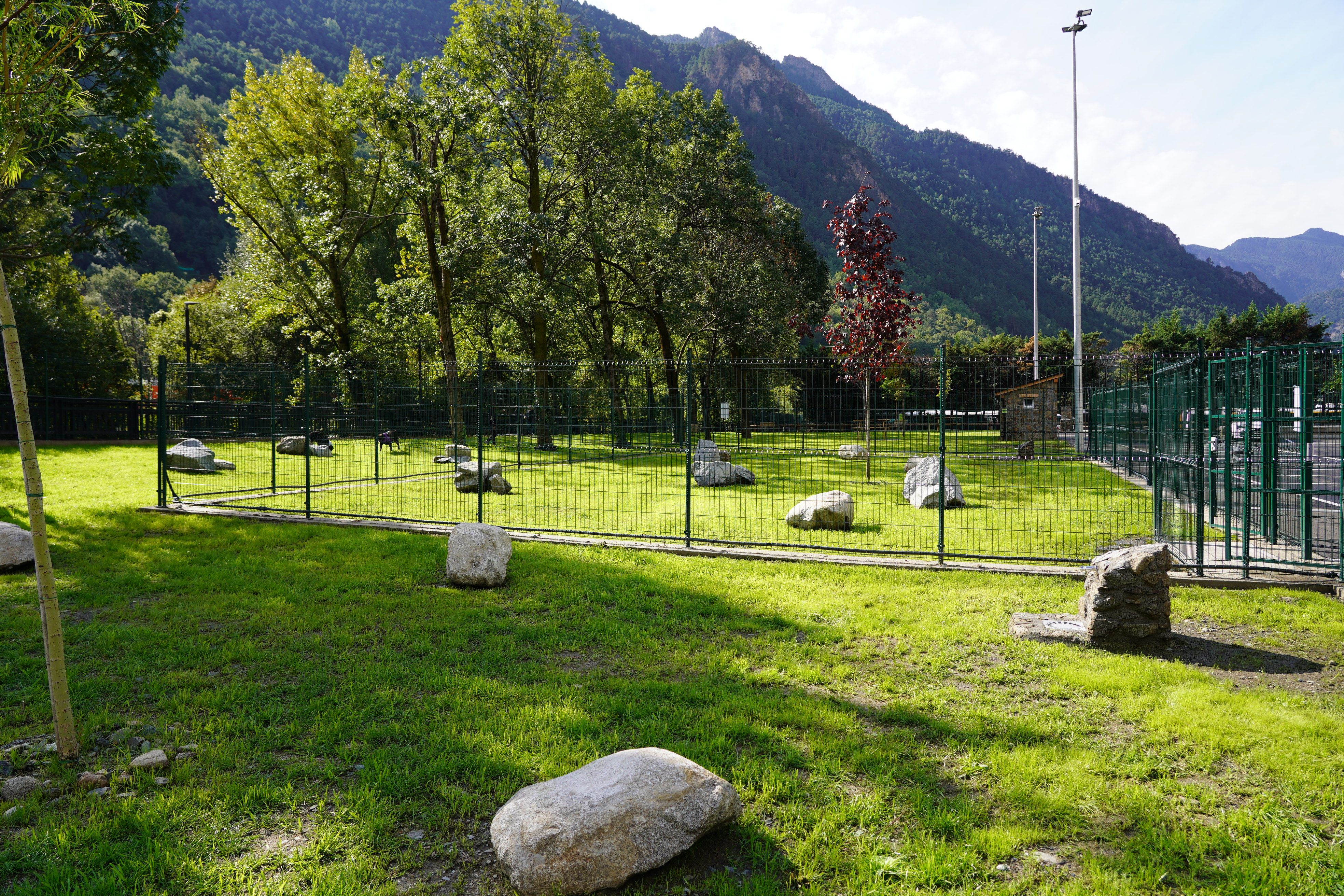 Vista dels espais del nou parc caní. Vista dels espais del nou parc caní.