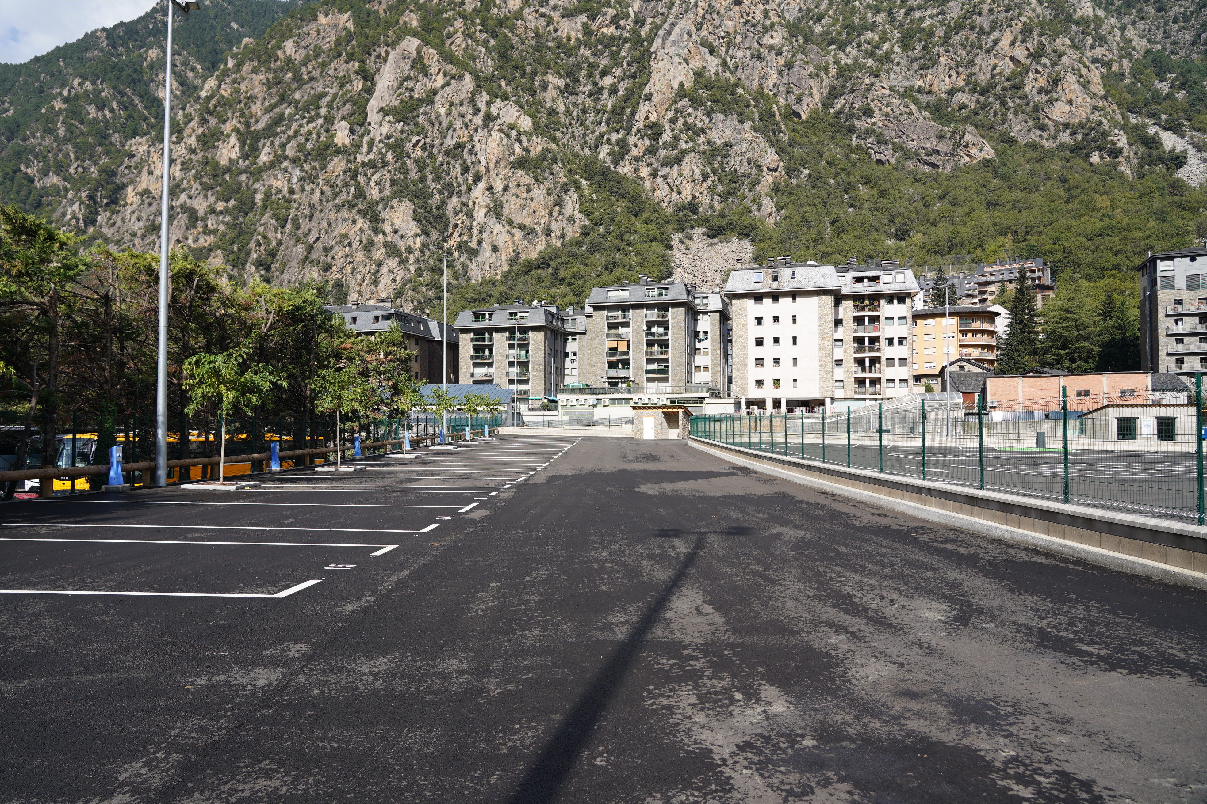 L'aparcament de rotació d'autocaravanes de Canrodes. L'aparcament de rotació d'autocaravanes de Canrodes.