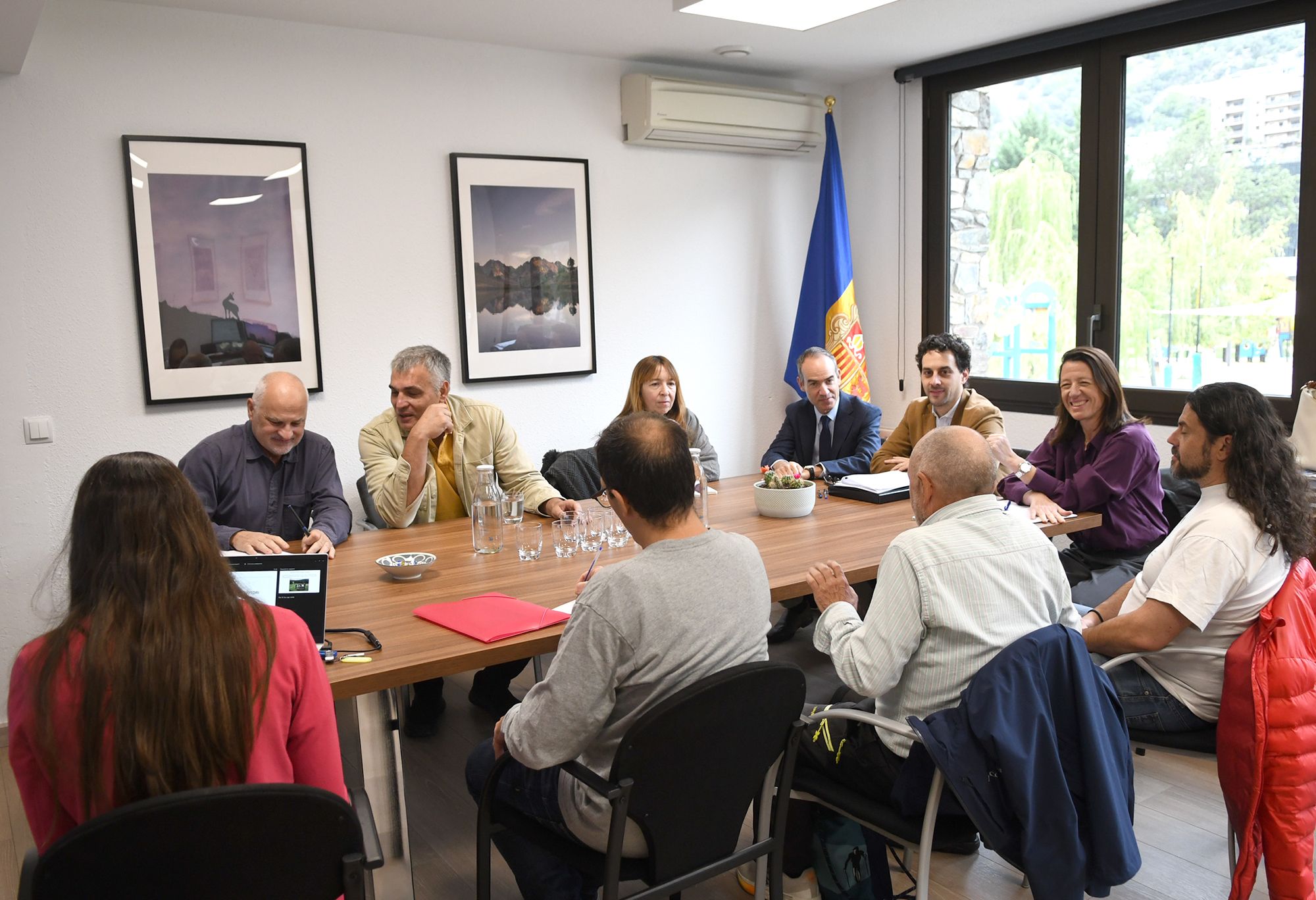 Reunió associacions defensa de la natura per tractar el tema del Parc Natural.