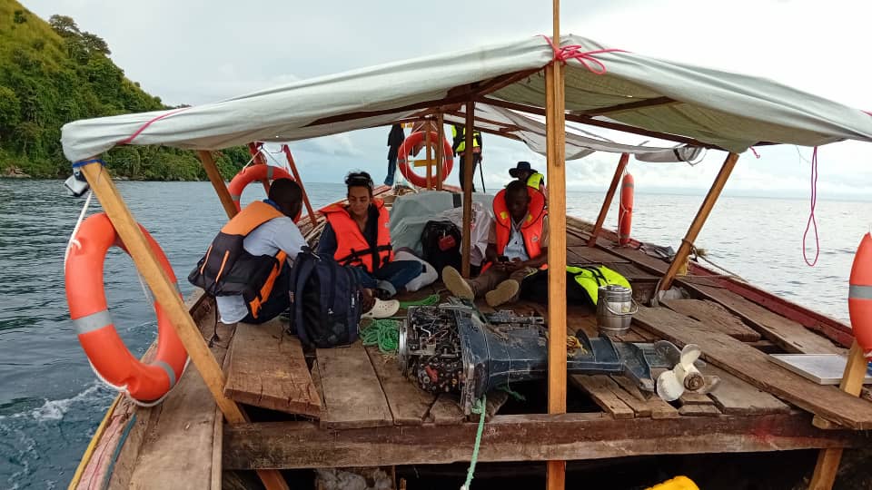 Anaïs Aleix en una de les missions de Metges sense Fronteres. // A. A. Anaïs Aleix en una de les missions de Metges sense Fronteres. // A. A.