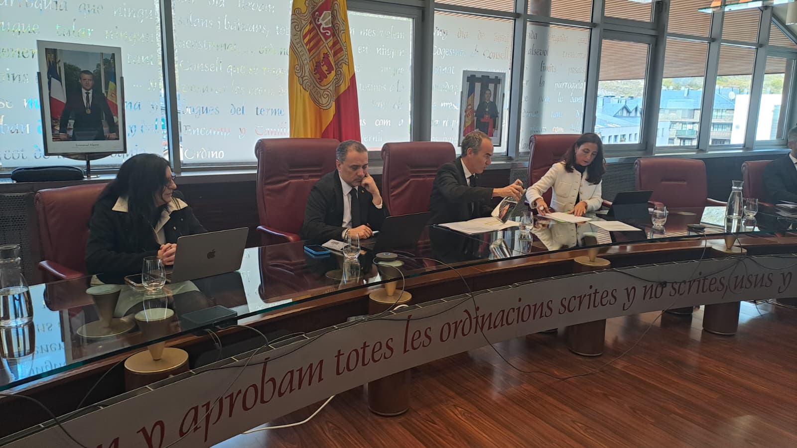 Un moment de la sessió de comú en la qual s'ha aprovat tirar endavant el projecte del telefèric.