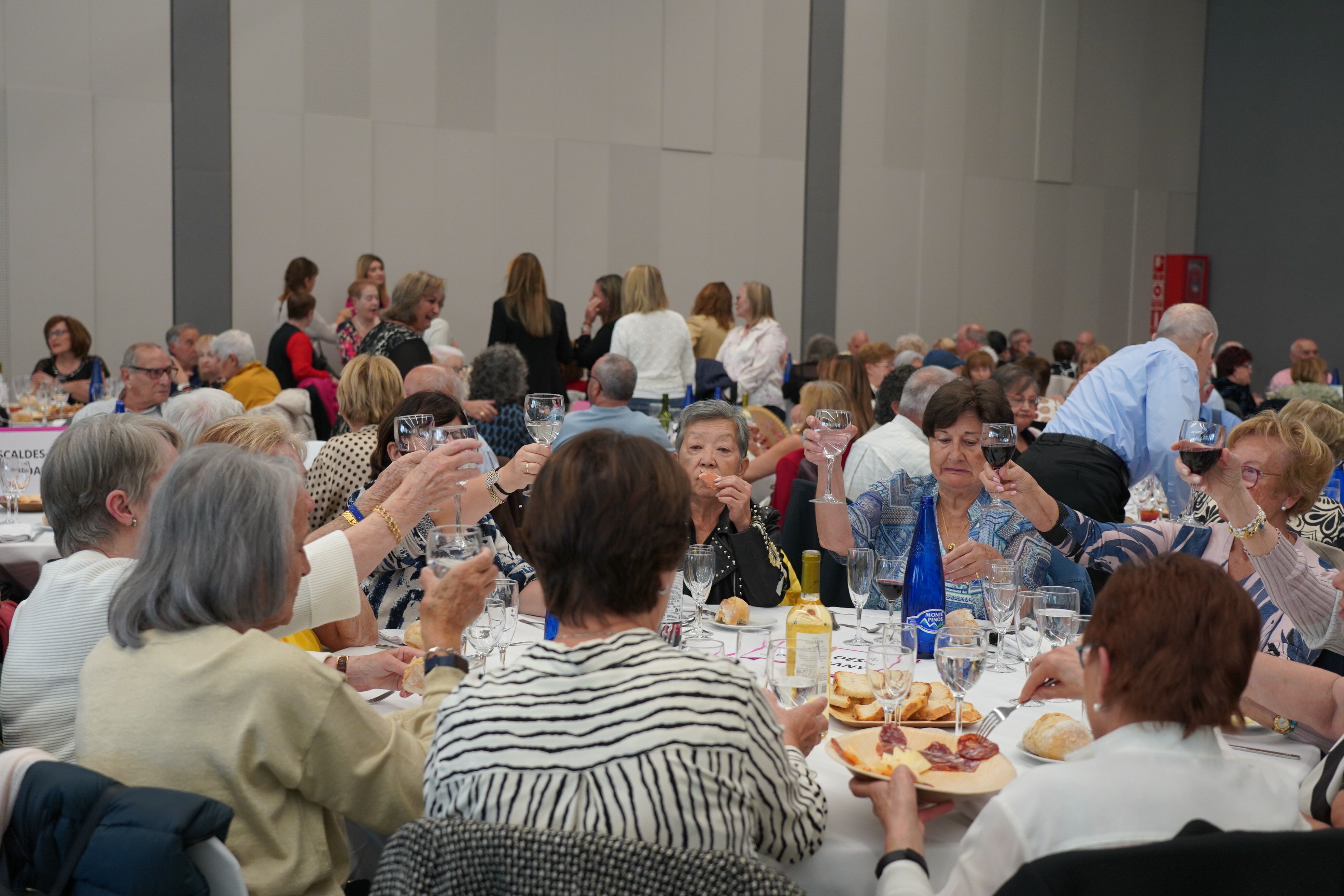 Celebració de la Festa Magna al Prat del Roure.