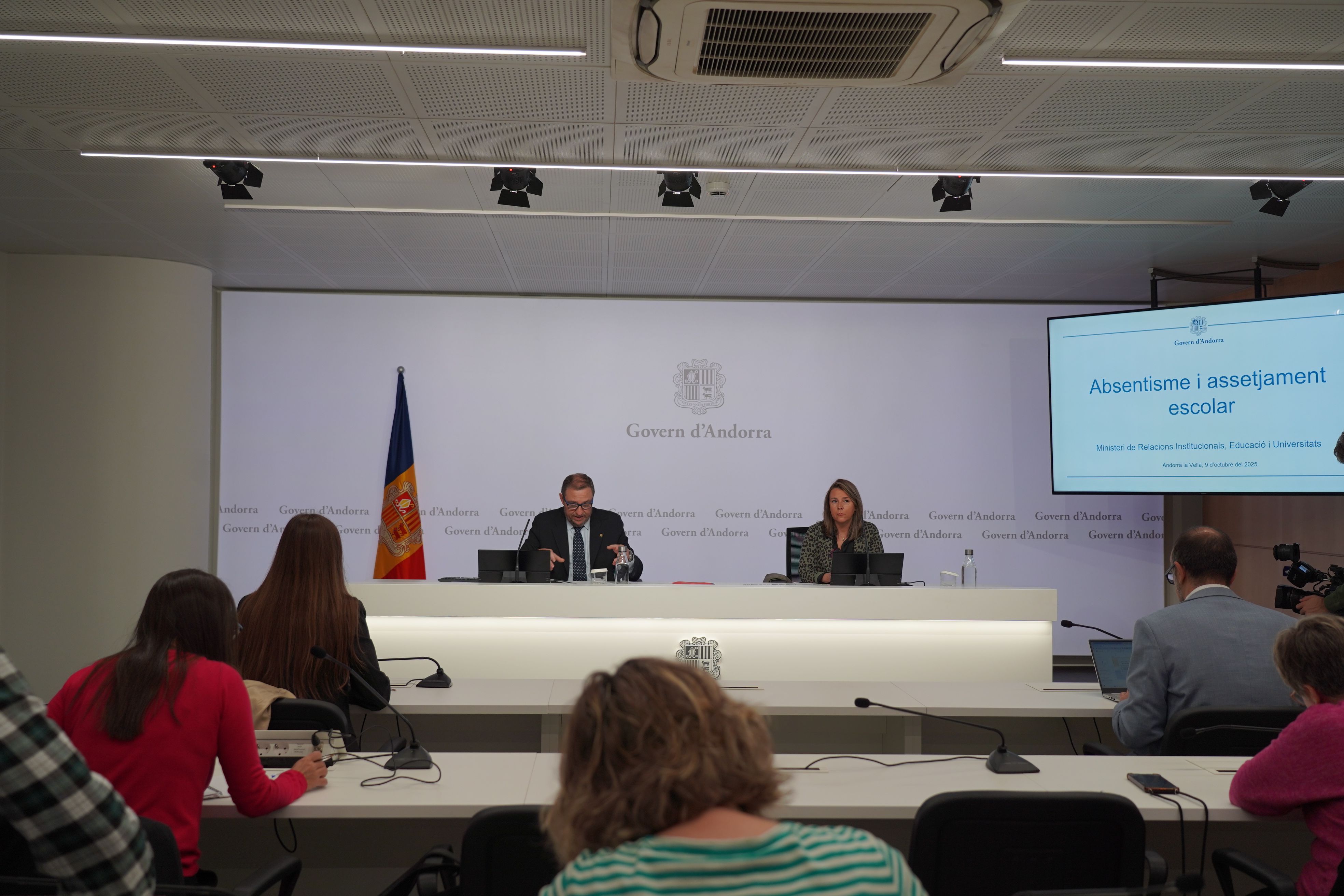 Josep Anton Bardina i Eugènia Duró_assetjament i absentisme escolar.